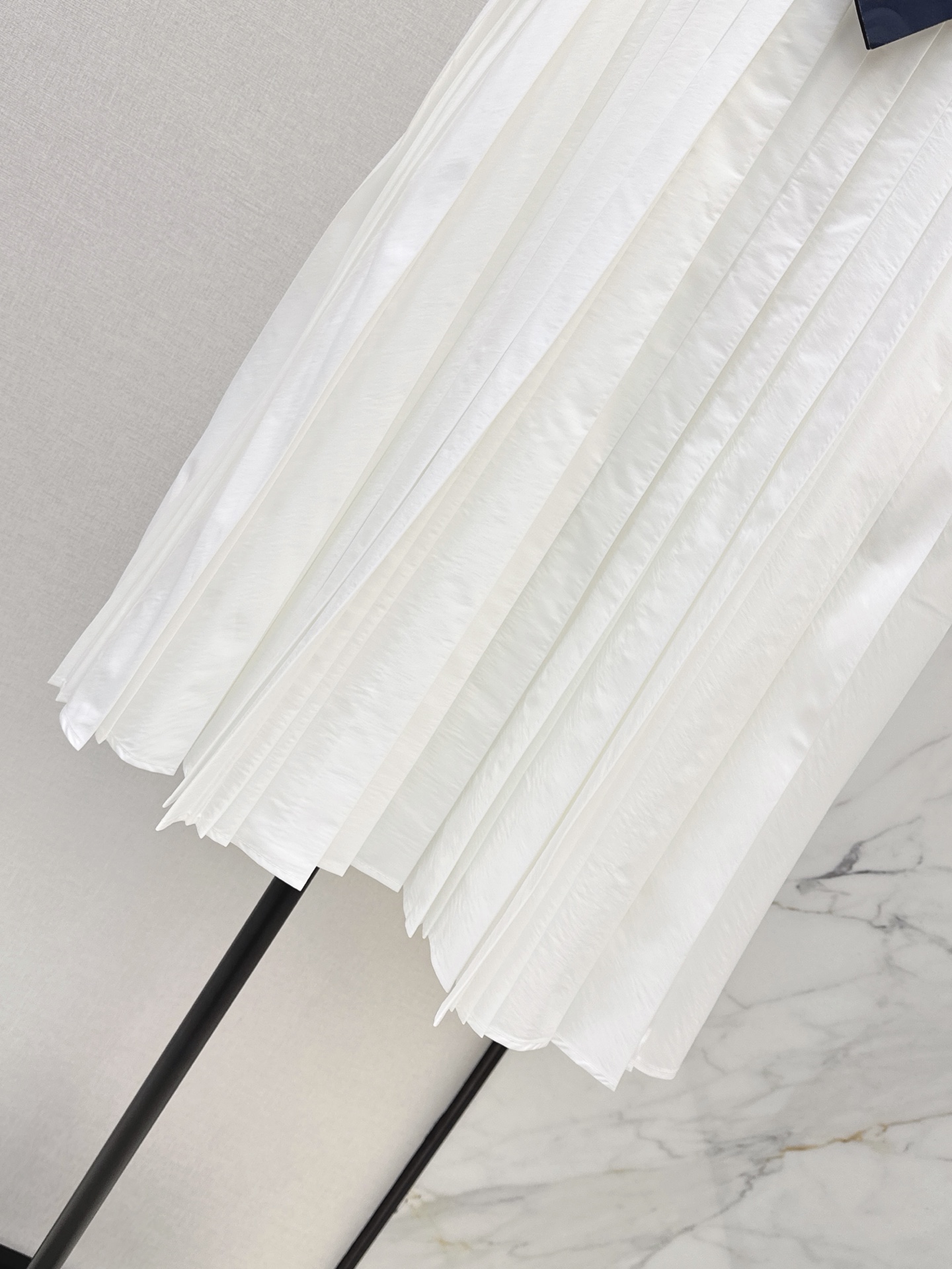 Pra 26fw pleated skirt