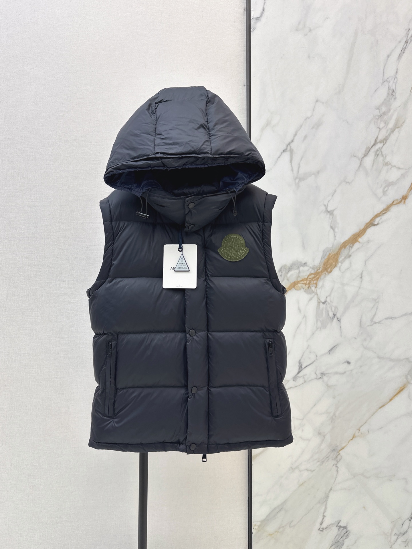 Monc 26fw detachable hooded down jacket