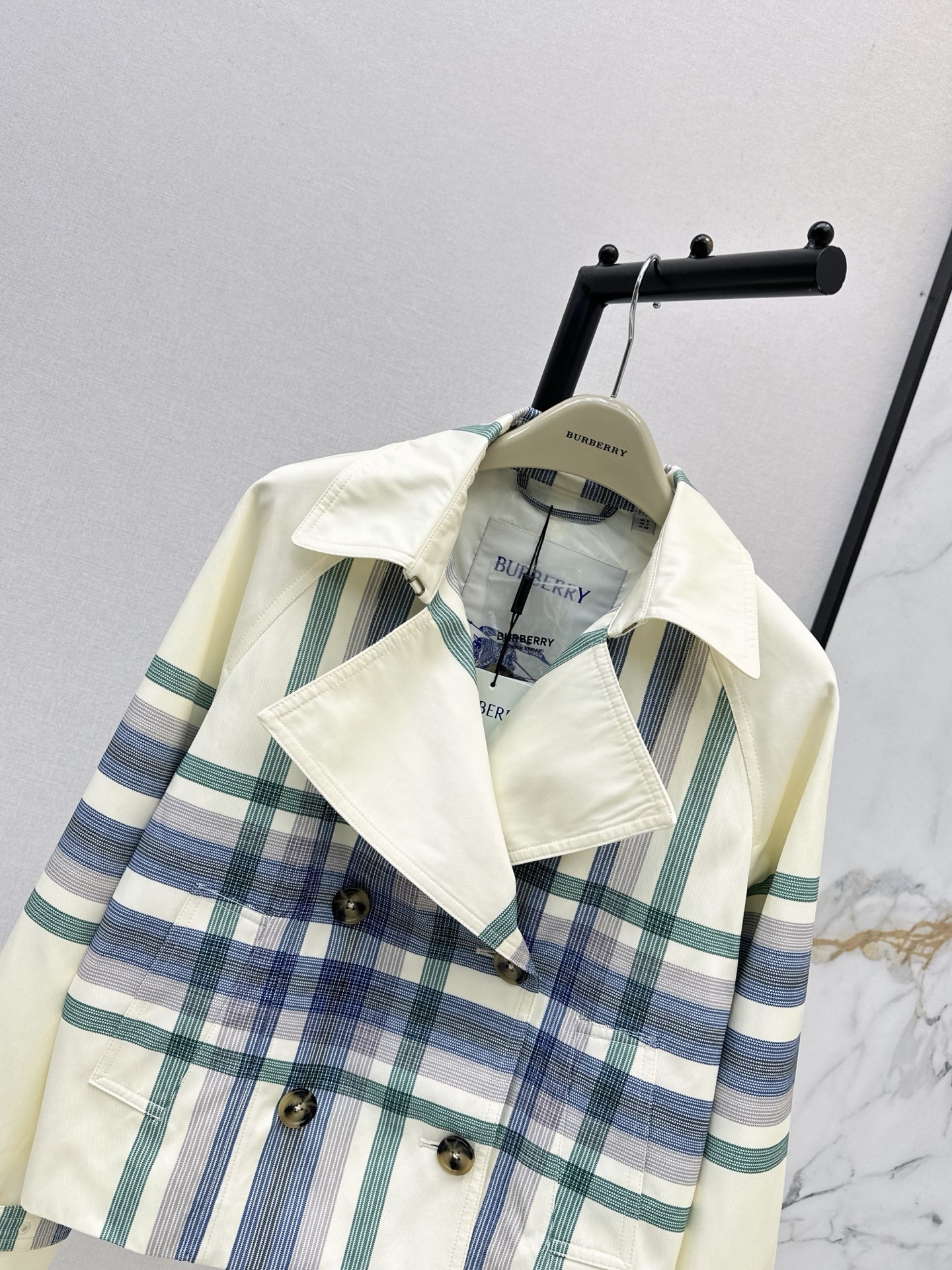 Bur 26fw check cropped trench coats