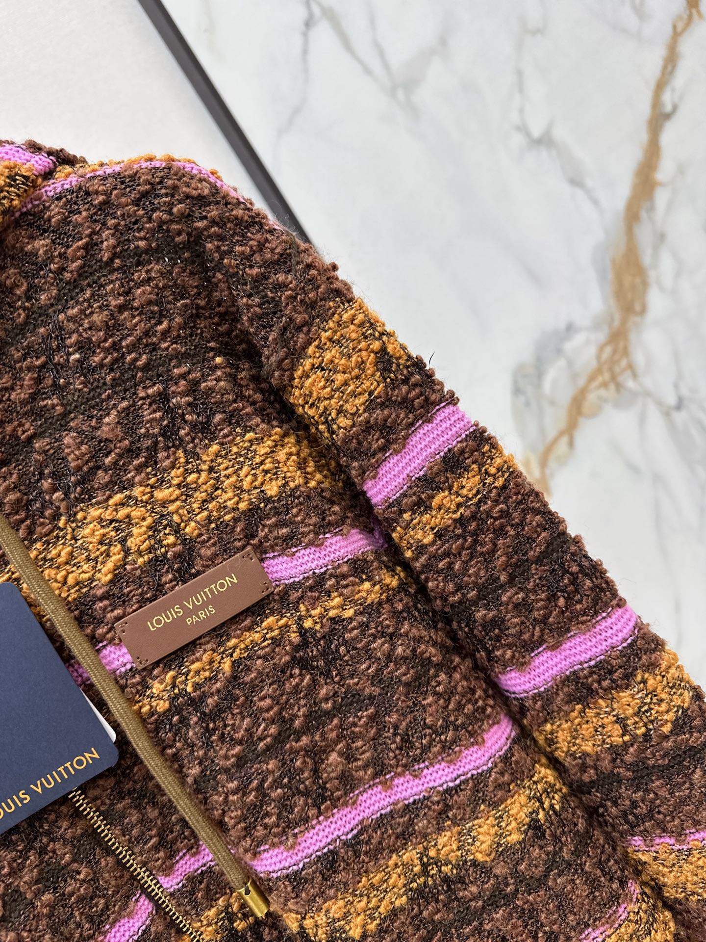 Loui 26fw stripe jacquard knit sweater