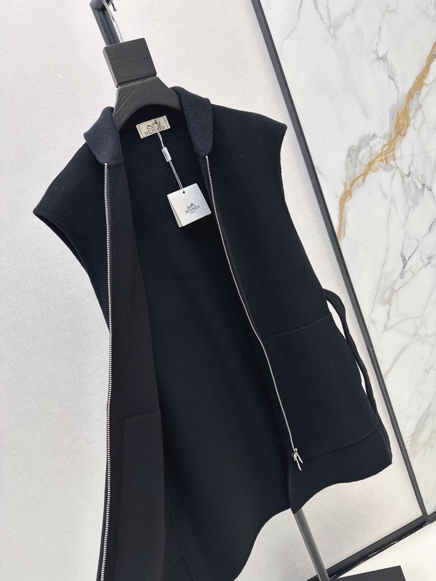 Her 26fw woolen belted vest