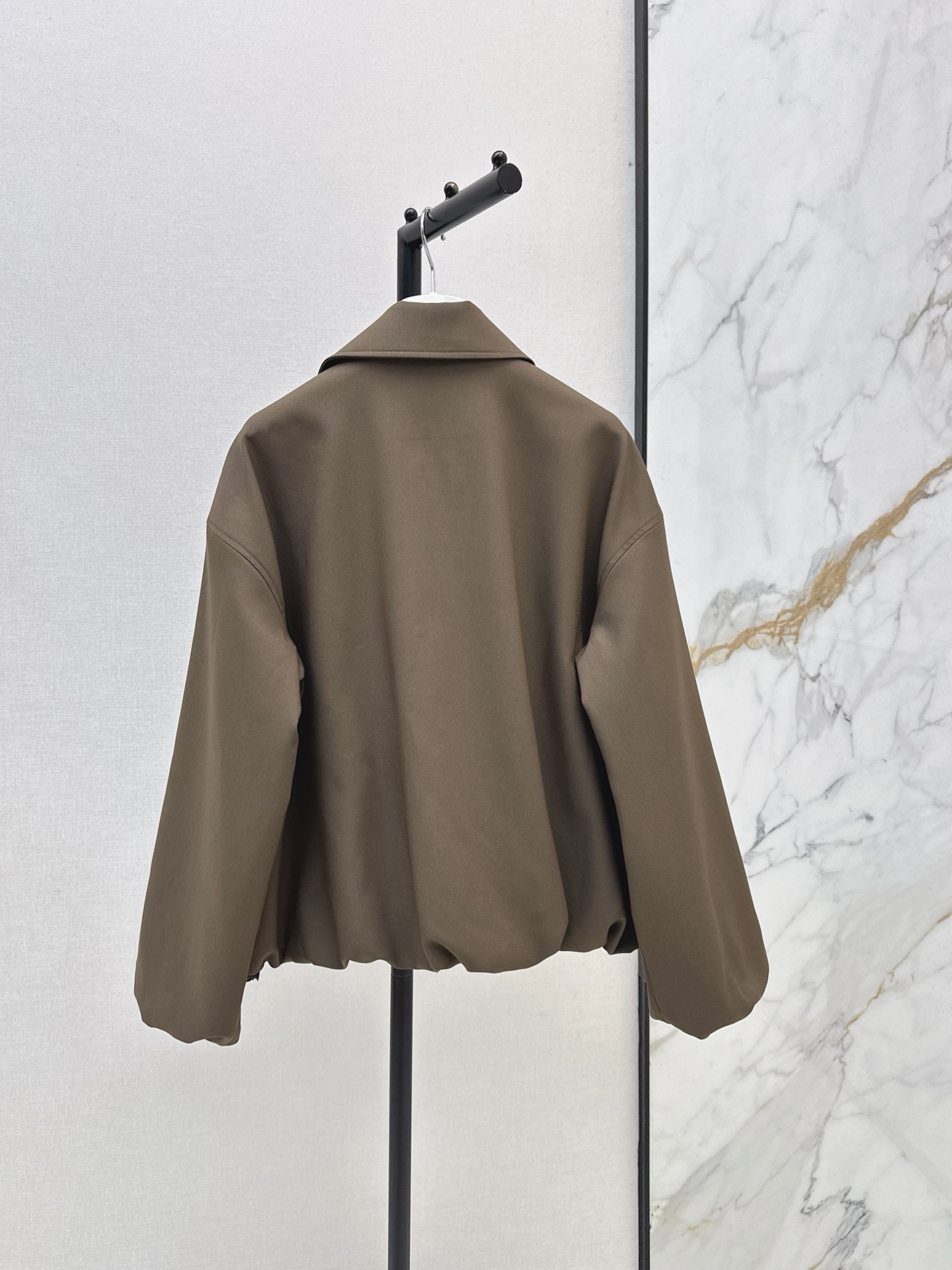 Loe 26fw ribbon jacket