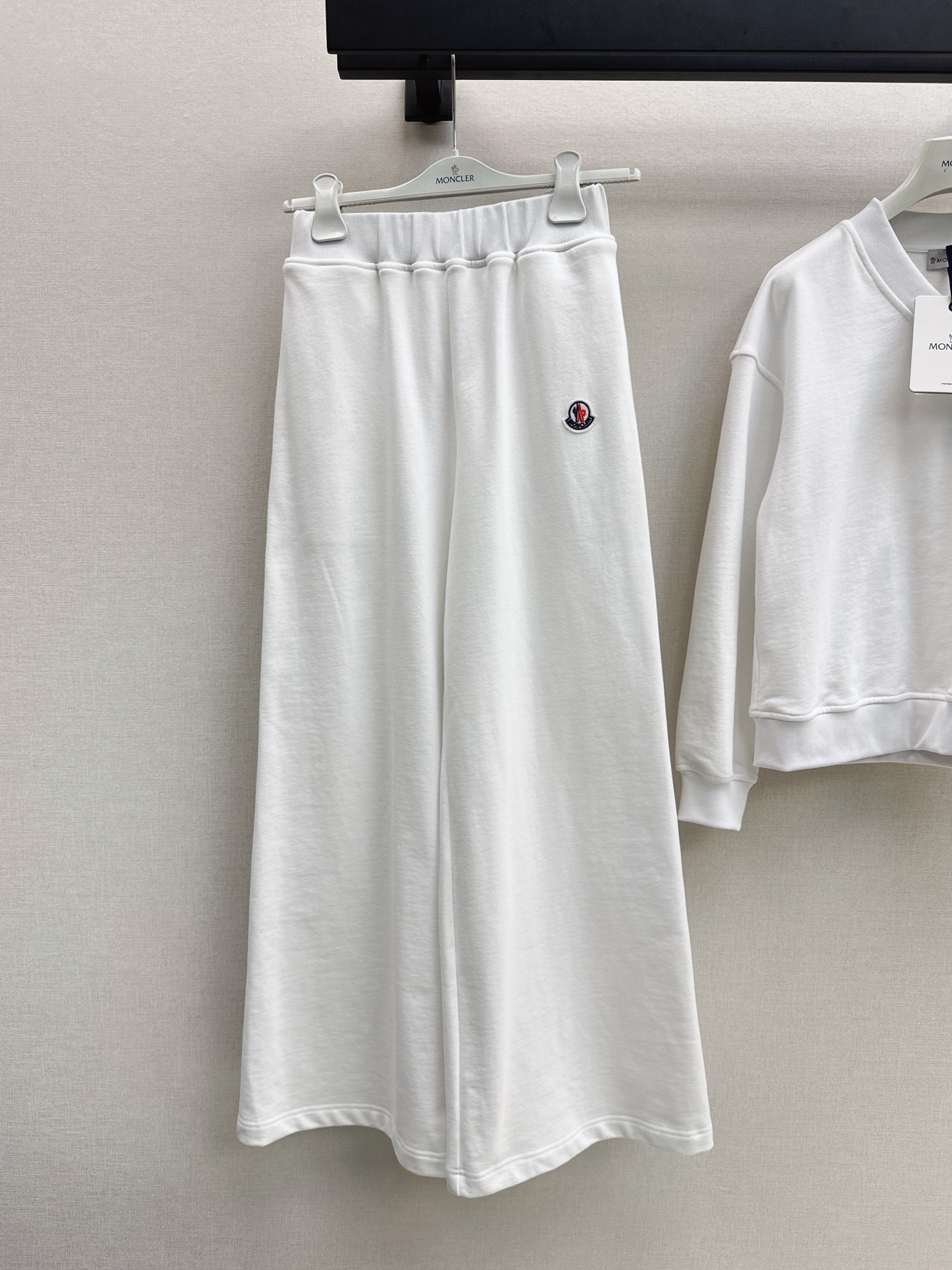 Monc 26fw casual sweatshirt pants sets