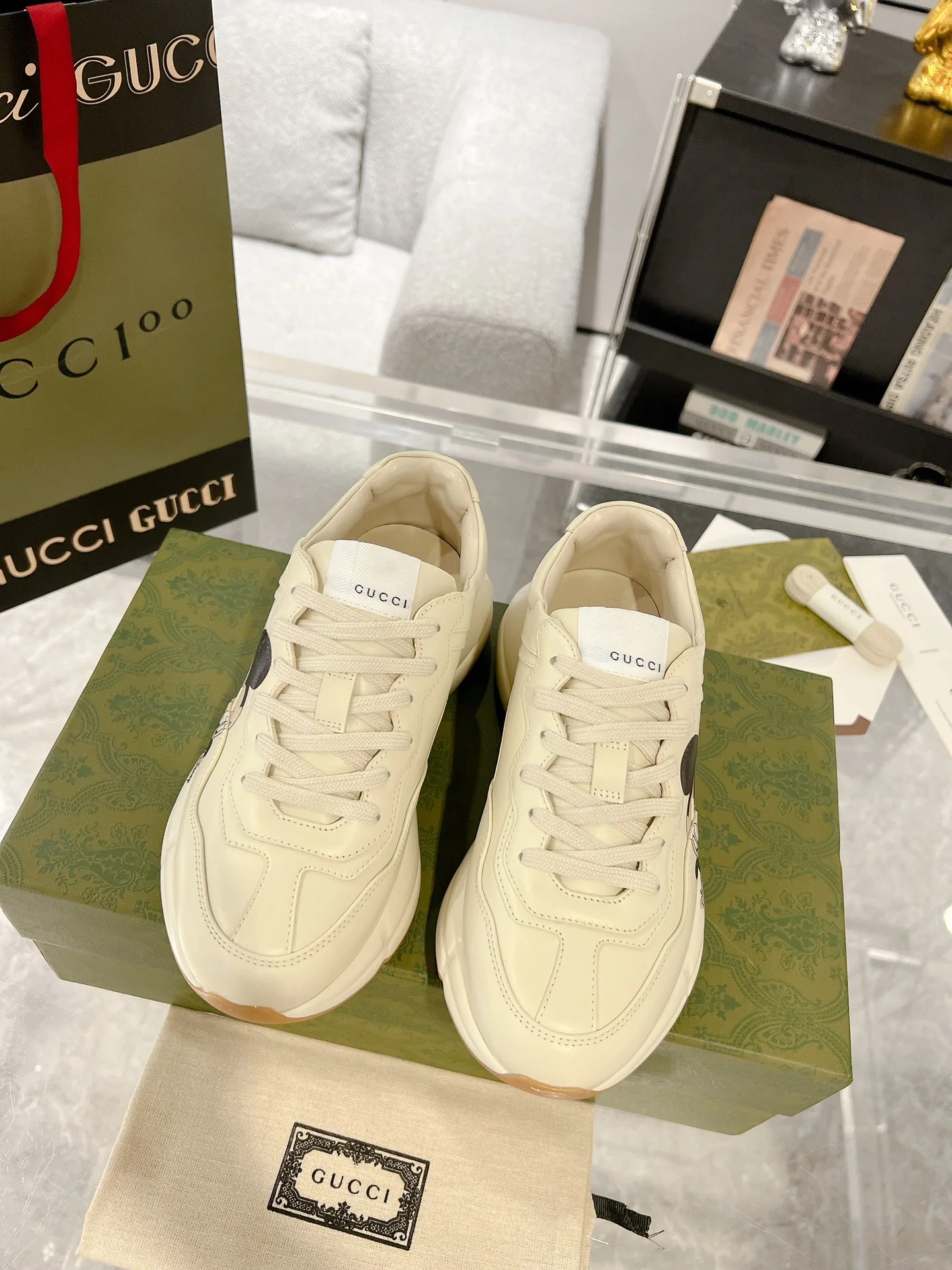 Gucc 25fw dad's shoes