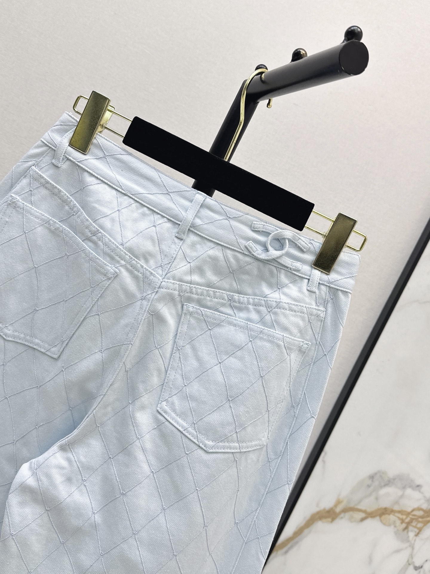 Chan 26fw embroidery denim pants