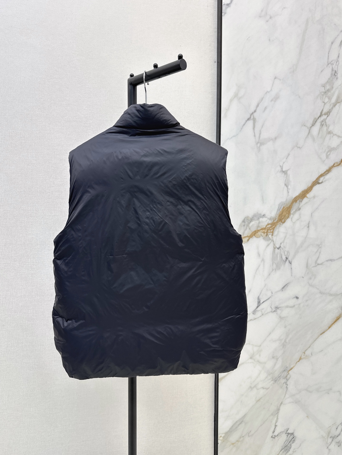 Celi 26fw down vest