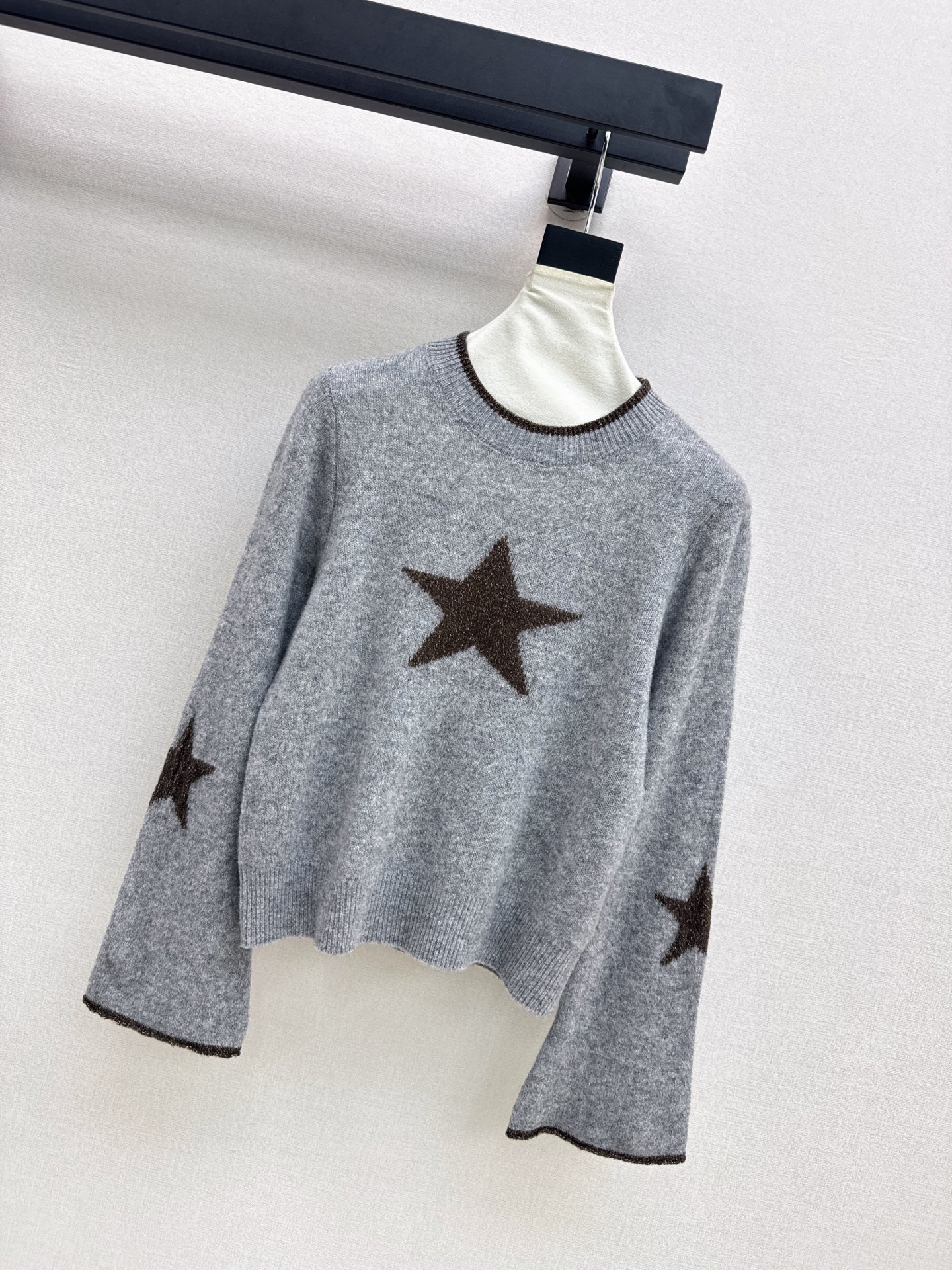 CD 26fw knit sweater
