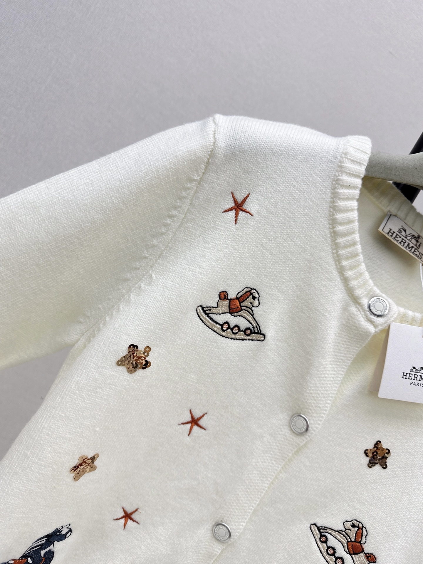 Her 26fw embroidery knit cardigan