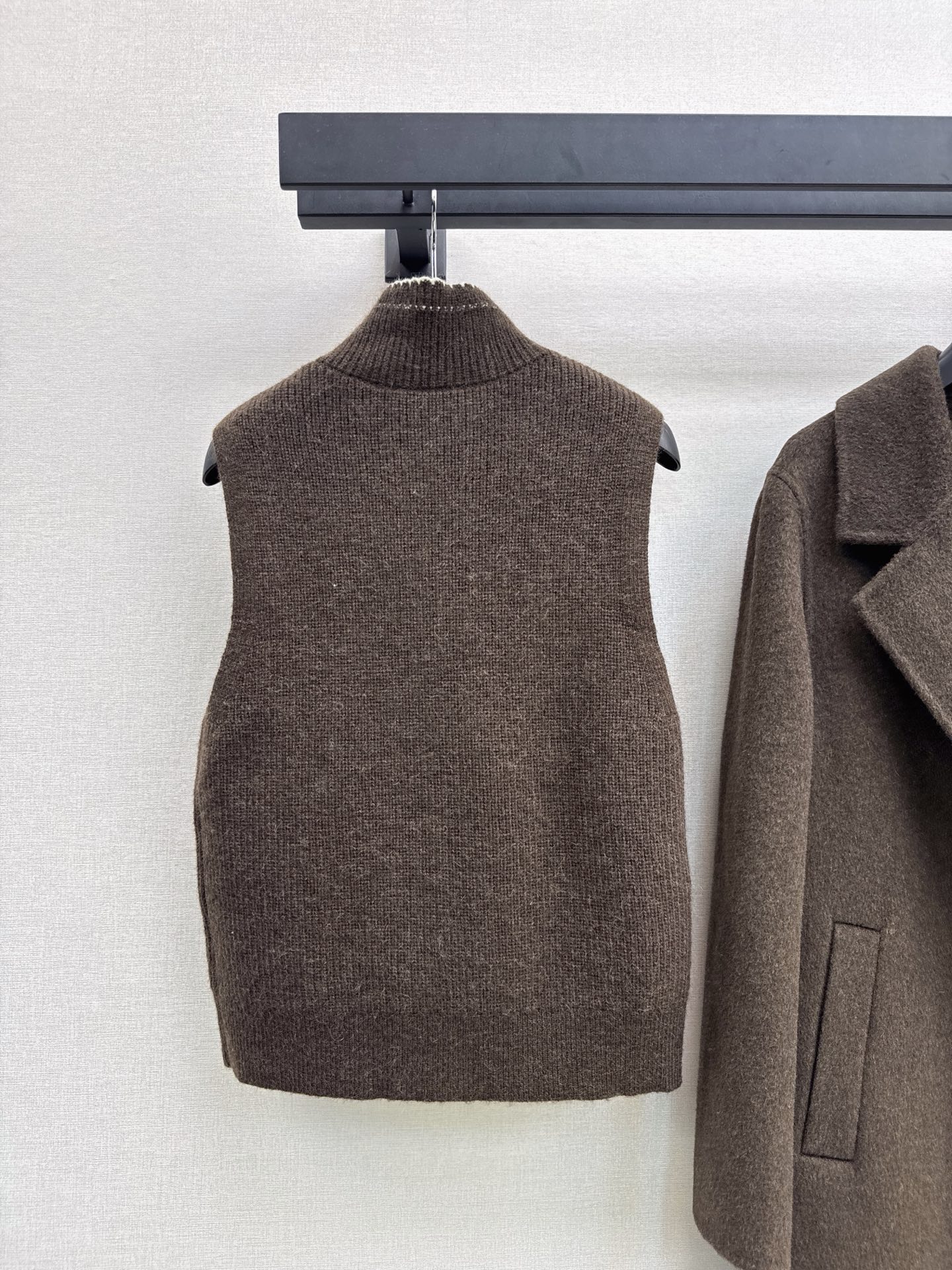 Max 26fw knit vest overcoats sets