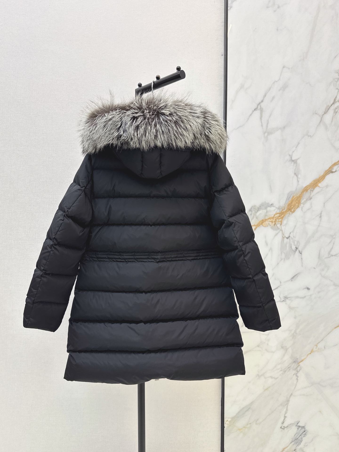 Monc 26fw fur-trim hooded down jacket