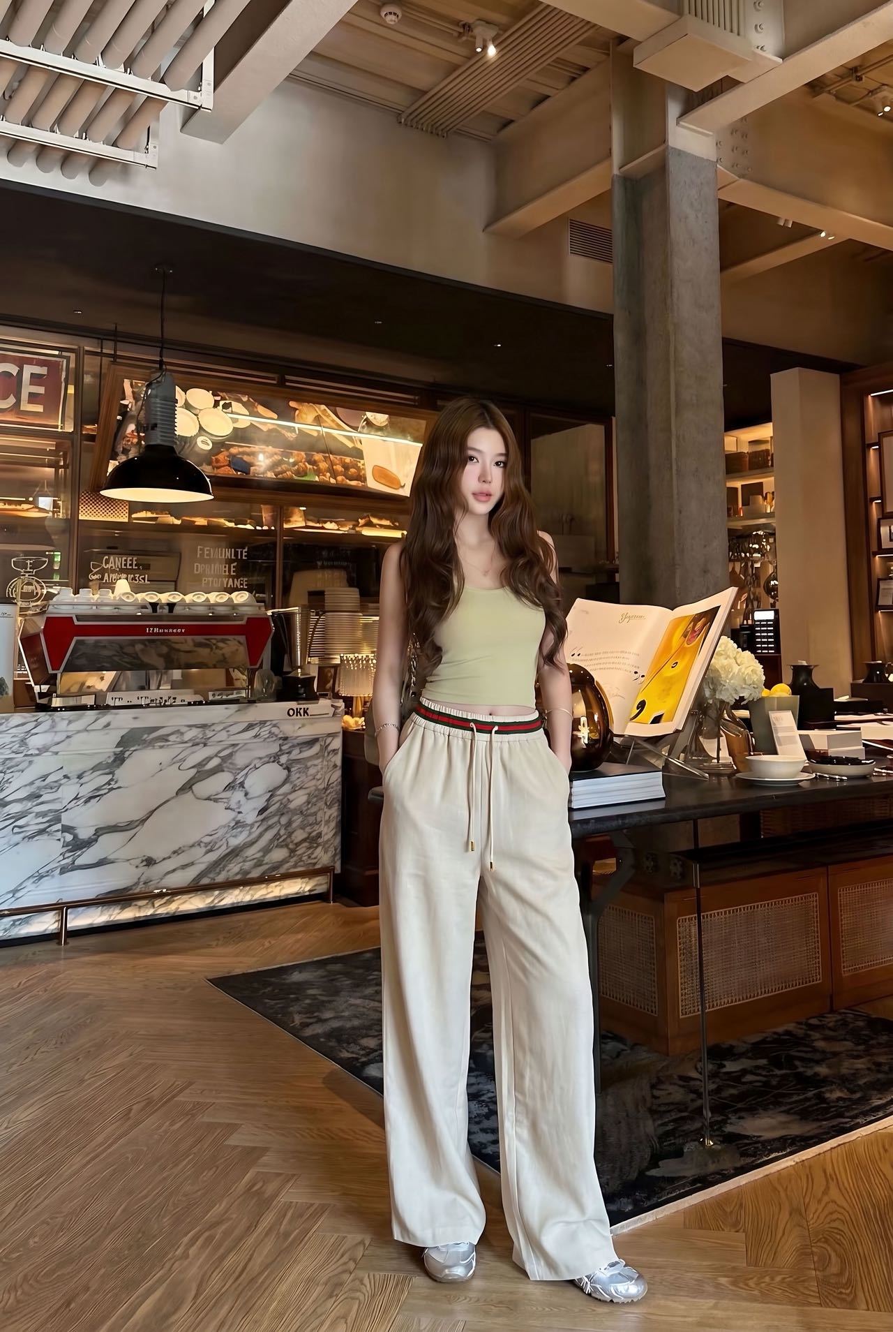 Guc 26fw straight-leg pants