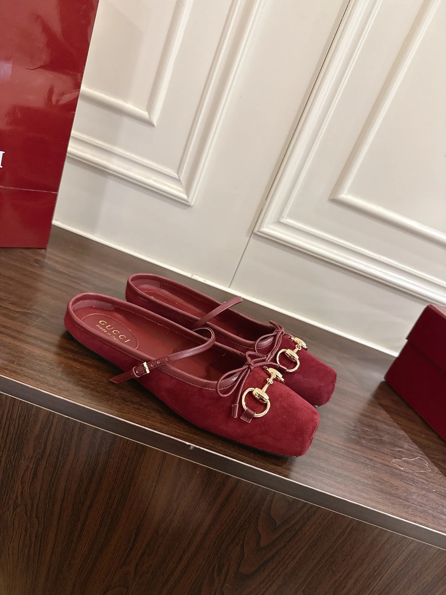 Guc 25fw mules