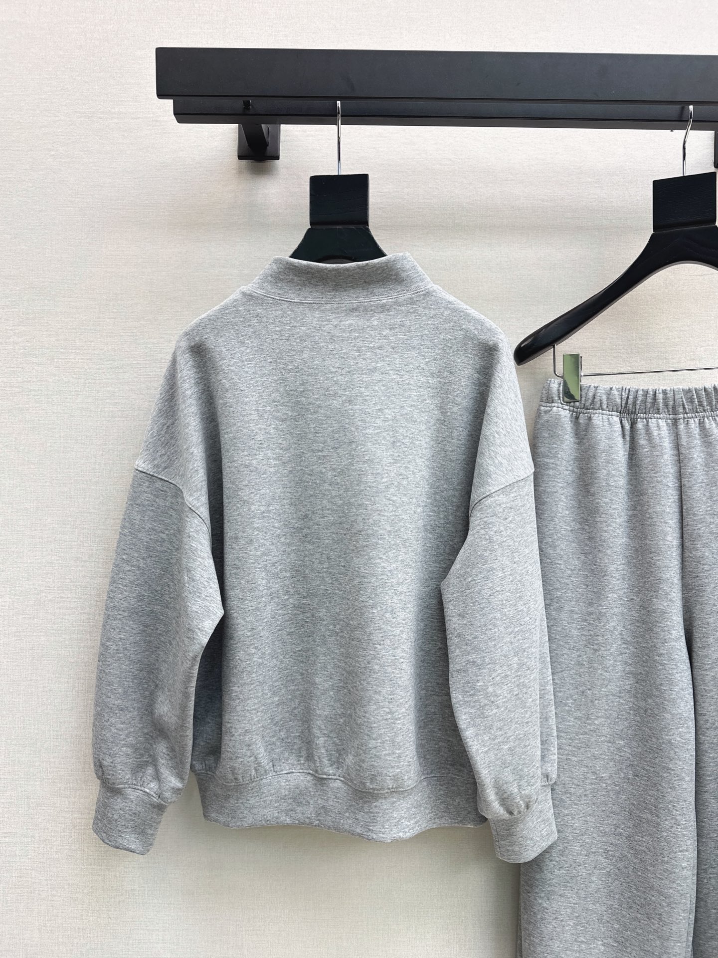 Valen 26fw print sweatshirt pants sets