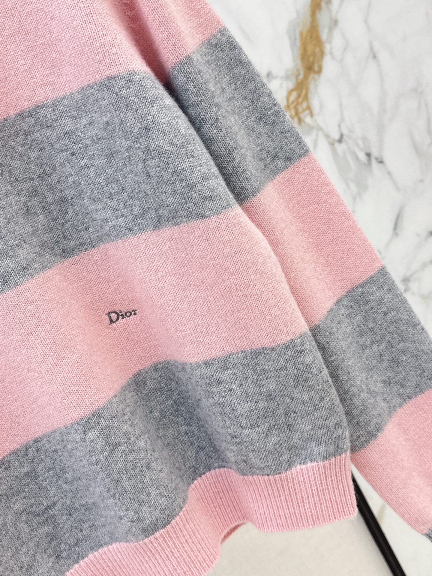 CD 26fw stripe sweater