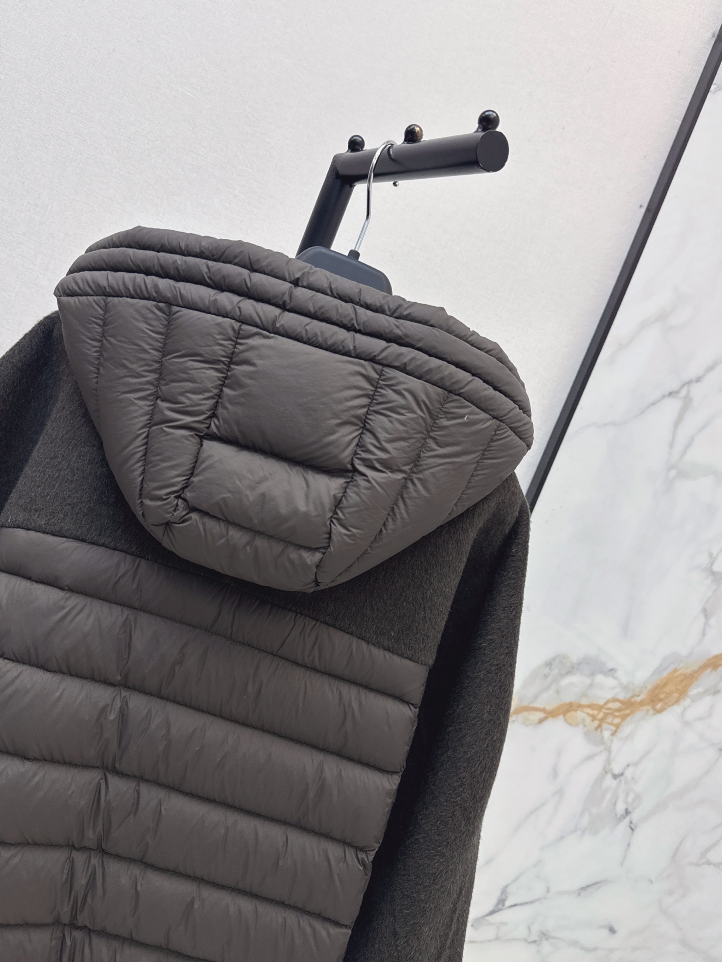 Max 26fw knit contract down jacket