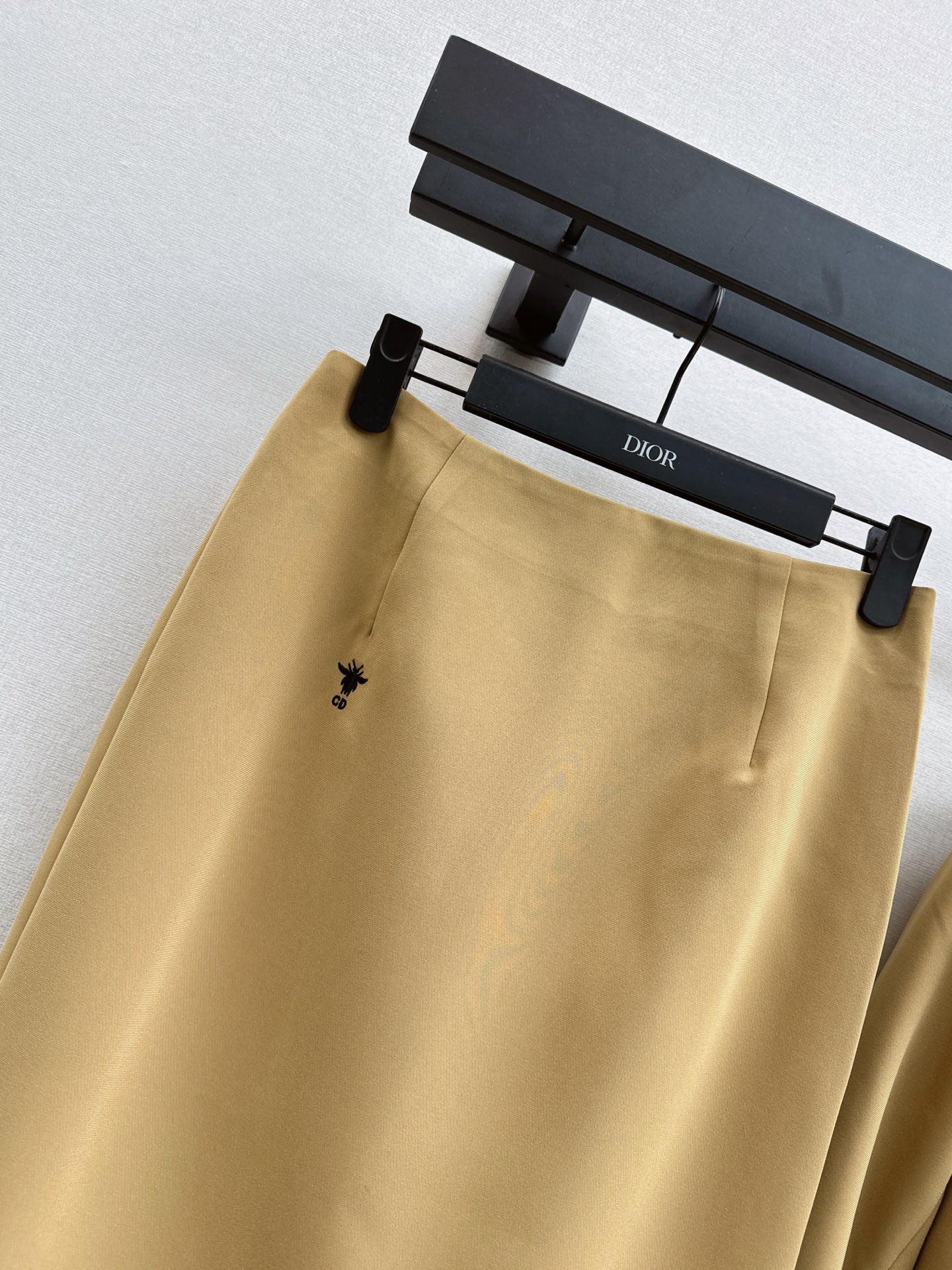 CD 26fw bee embroidery jacket A-lin skirt