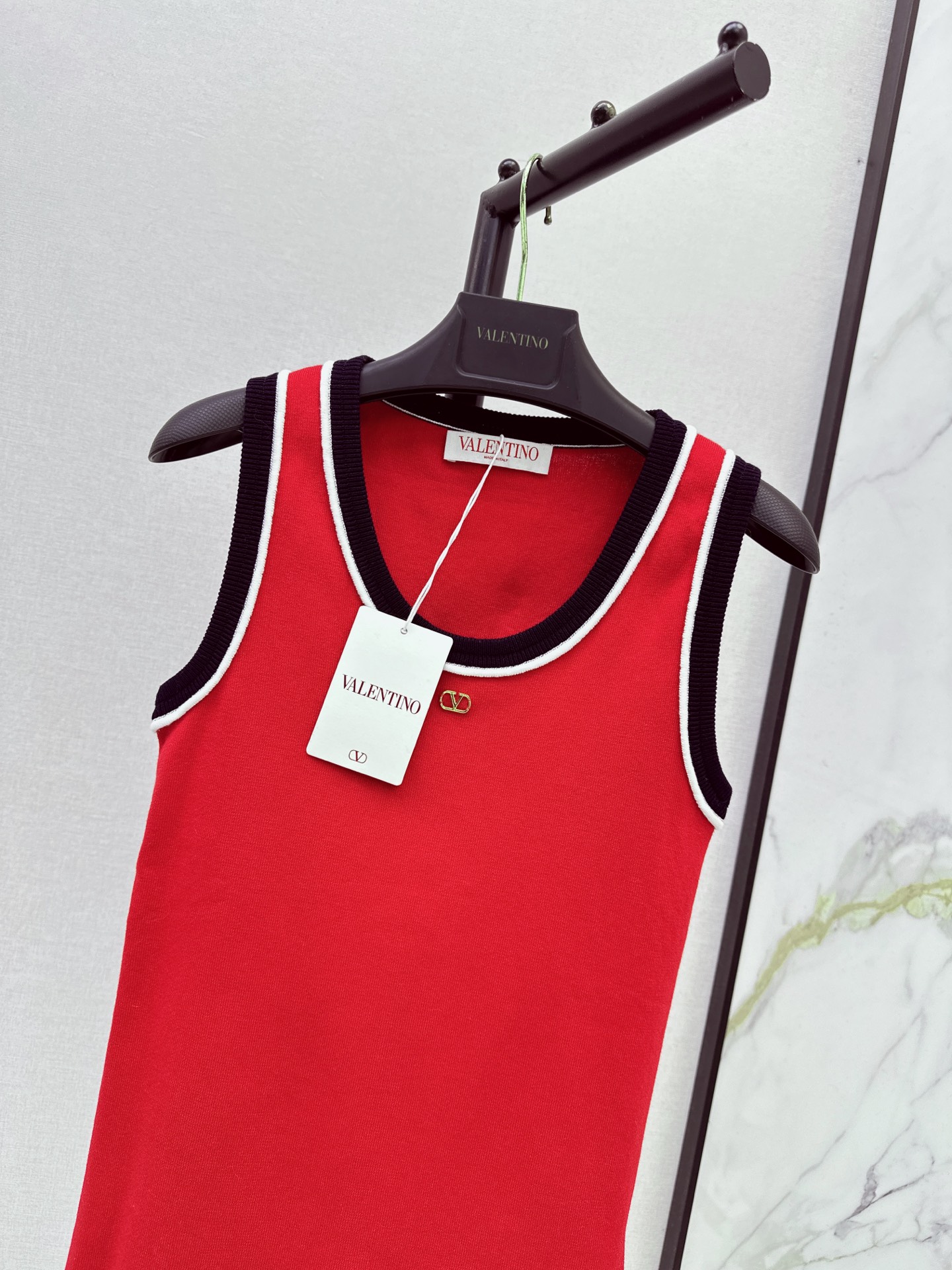 Valen 26fw knit vest