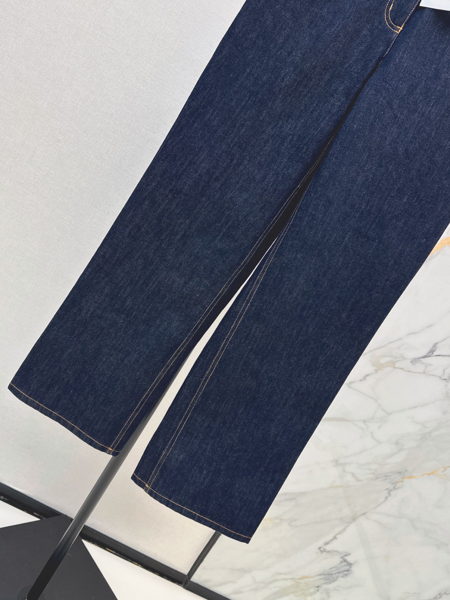 Chan 26fw straight-leg jeans