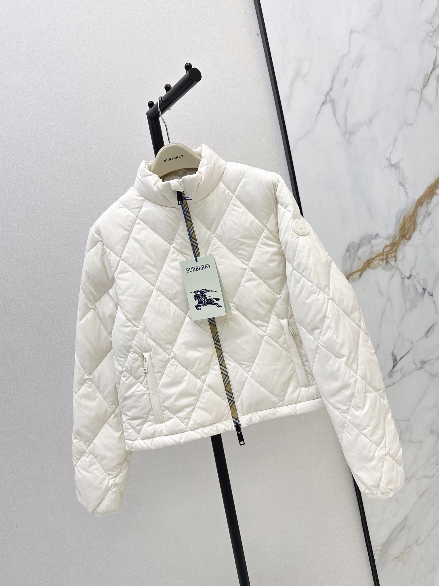 Bur 26fw down jacket