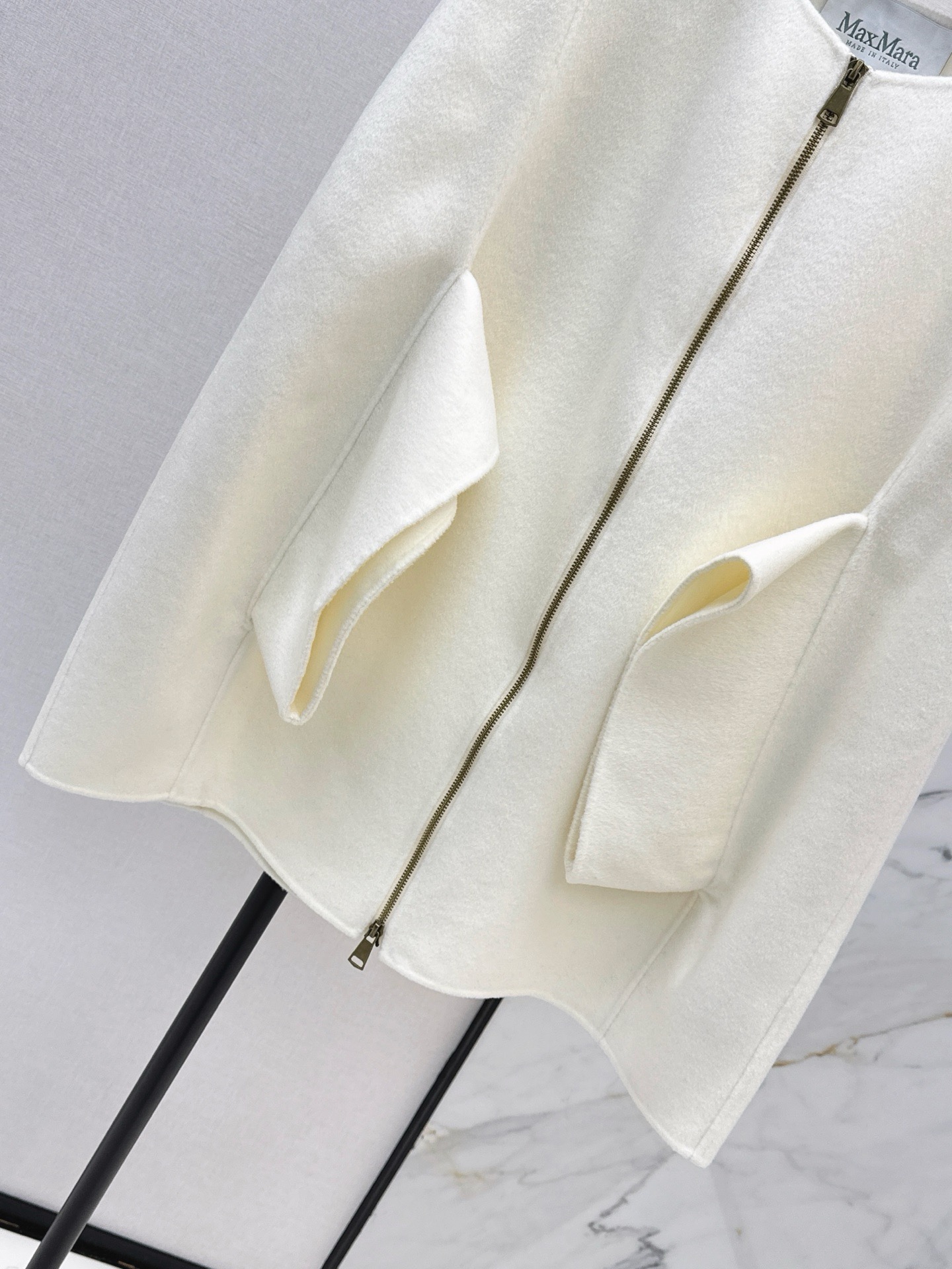 Max 26fw dolman sleeve overcoats