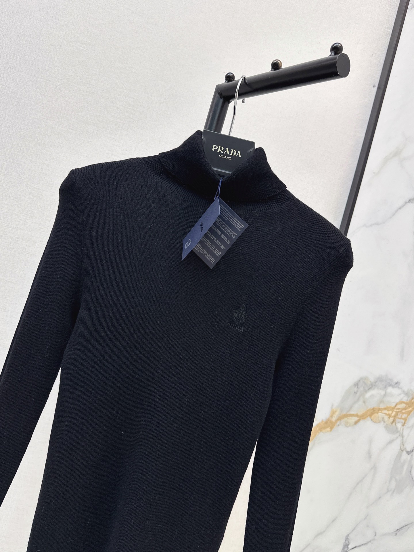 Pra 26fw knit high neck basic tee