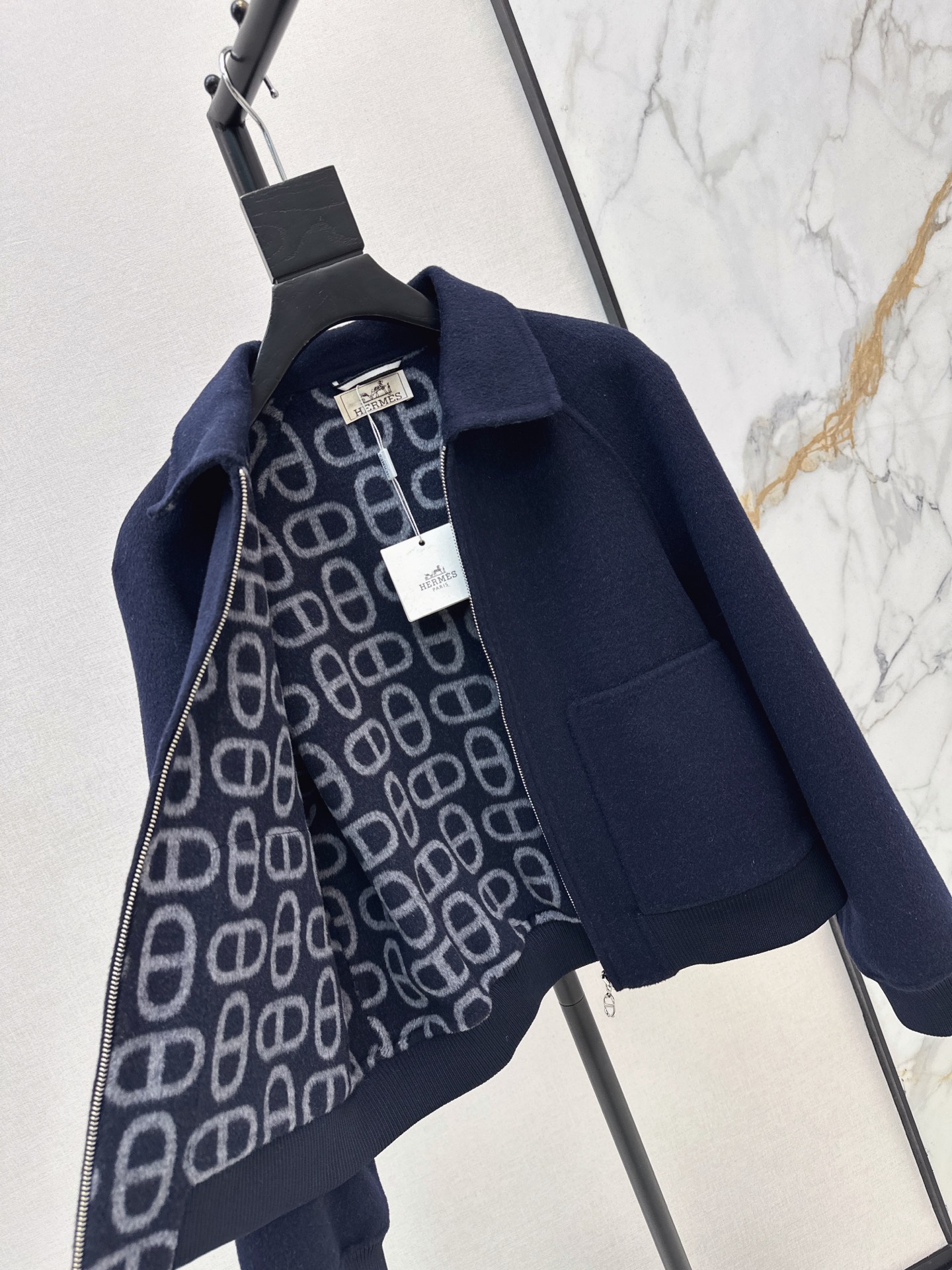 Her 26fw cropped jacket