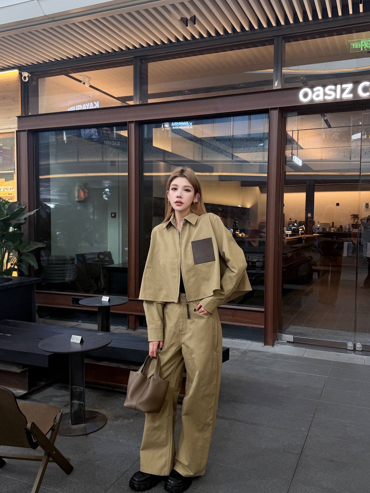 Loe 26fw straight-leg pants