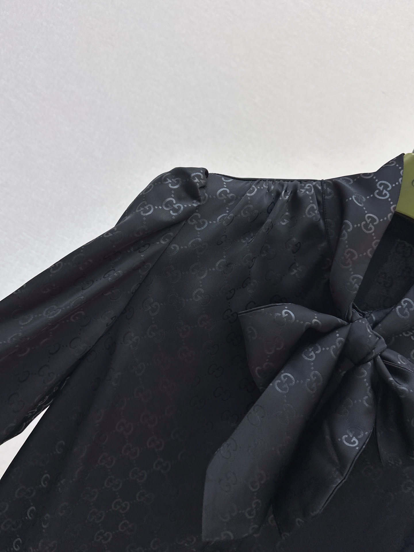 Guc 26fw jacquard ribbon shirt