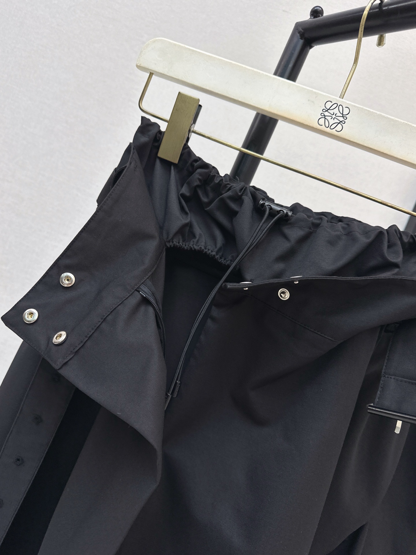 Loe 26fw pleated skirt