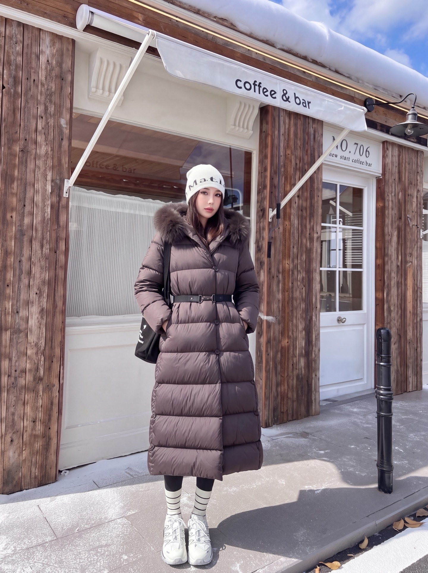 Max 26fw belted hooded down jacket