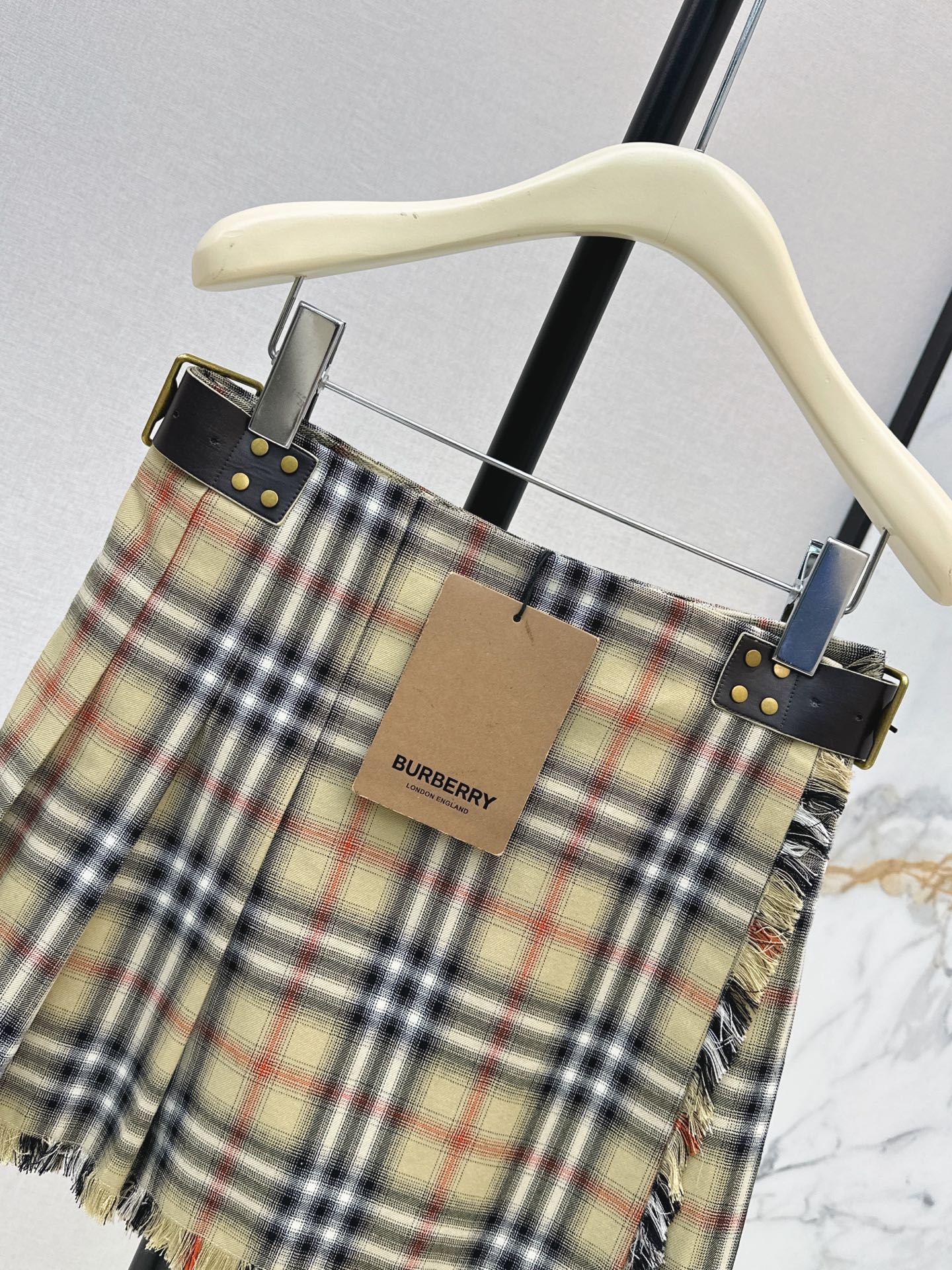 Bur 26fw plaid skirt