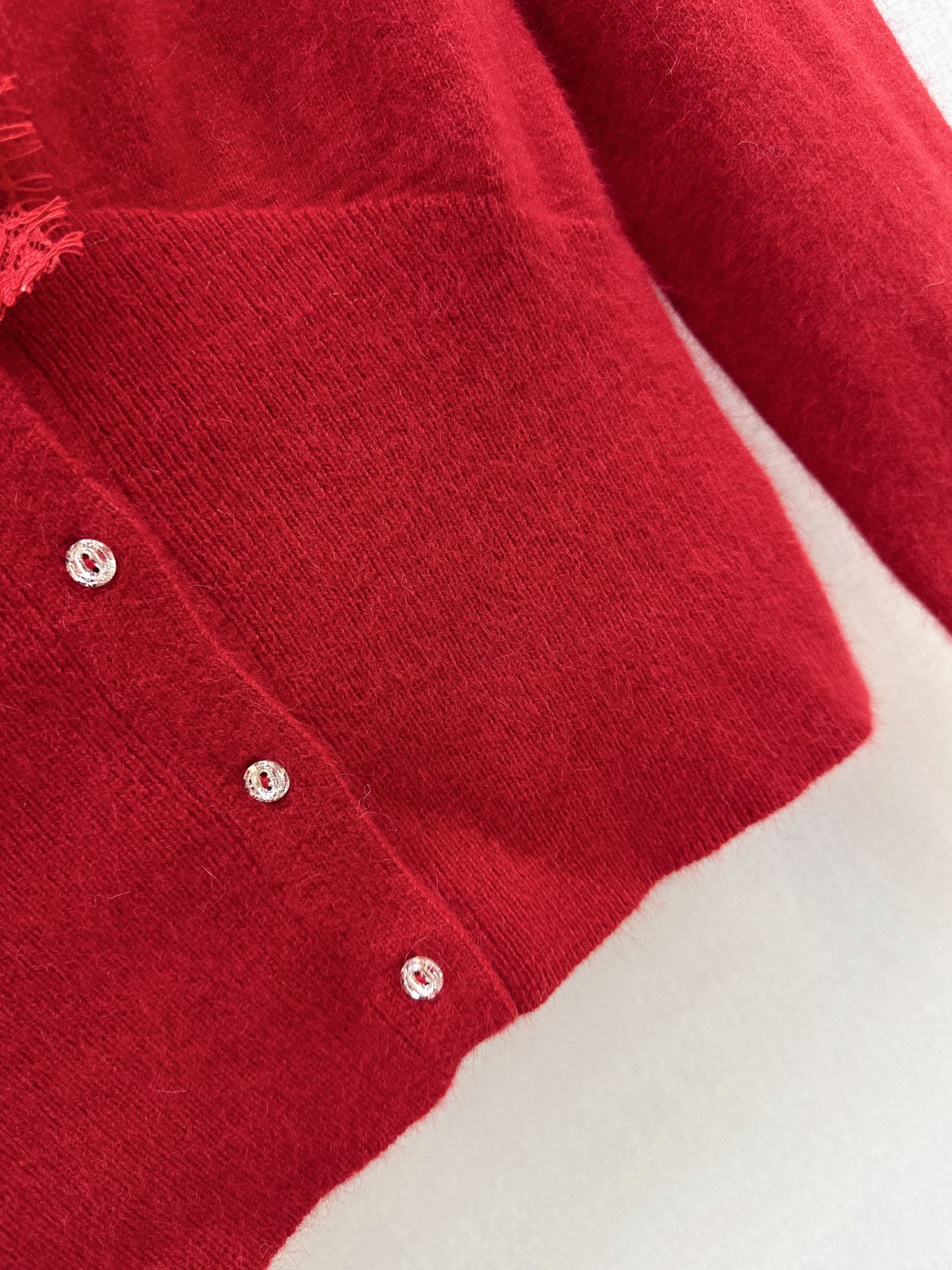 ES 26fw lace contract knit sweater