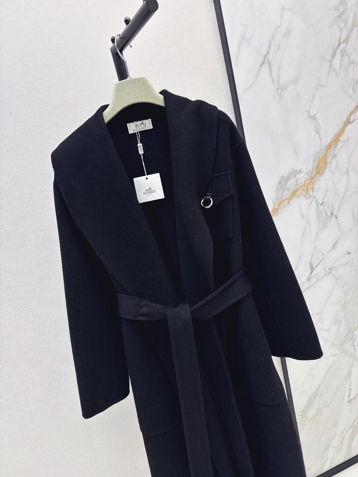 Her 26fw woolen belted overcoats