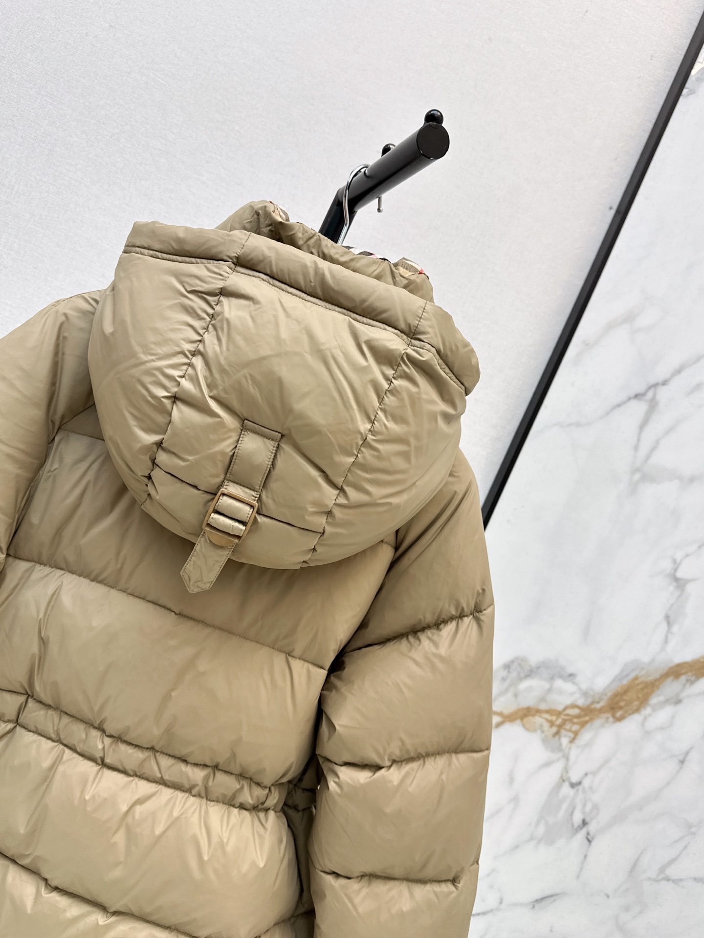 Bur 26fw hooded drawstring down jacket
