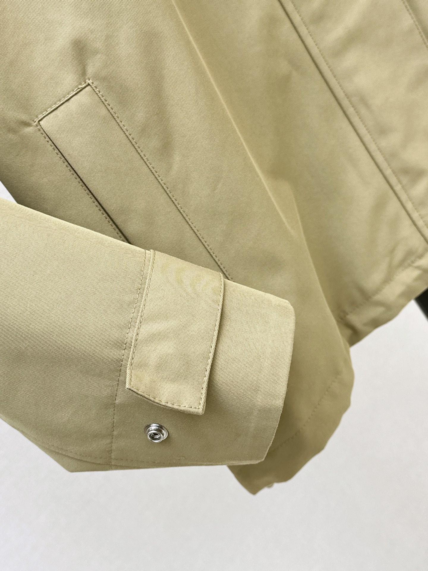 CD 26fw hooded cropped trench coats