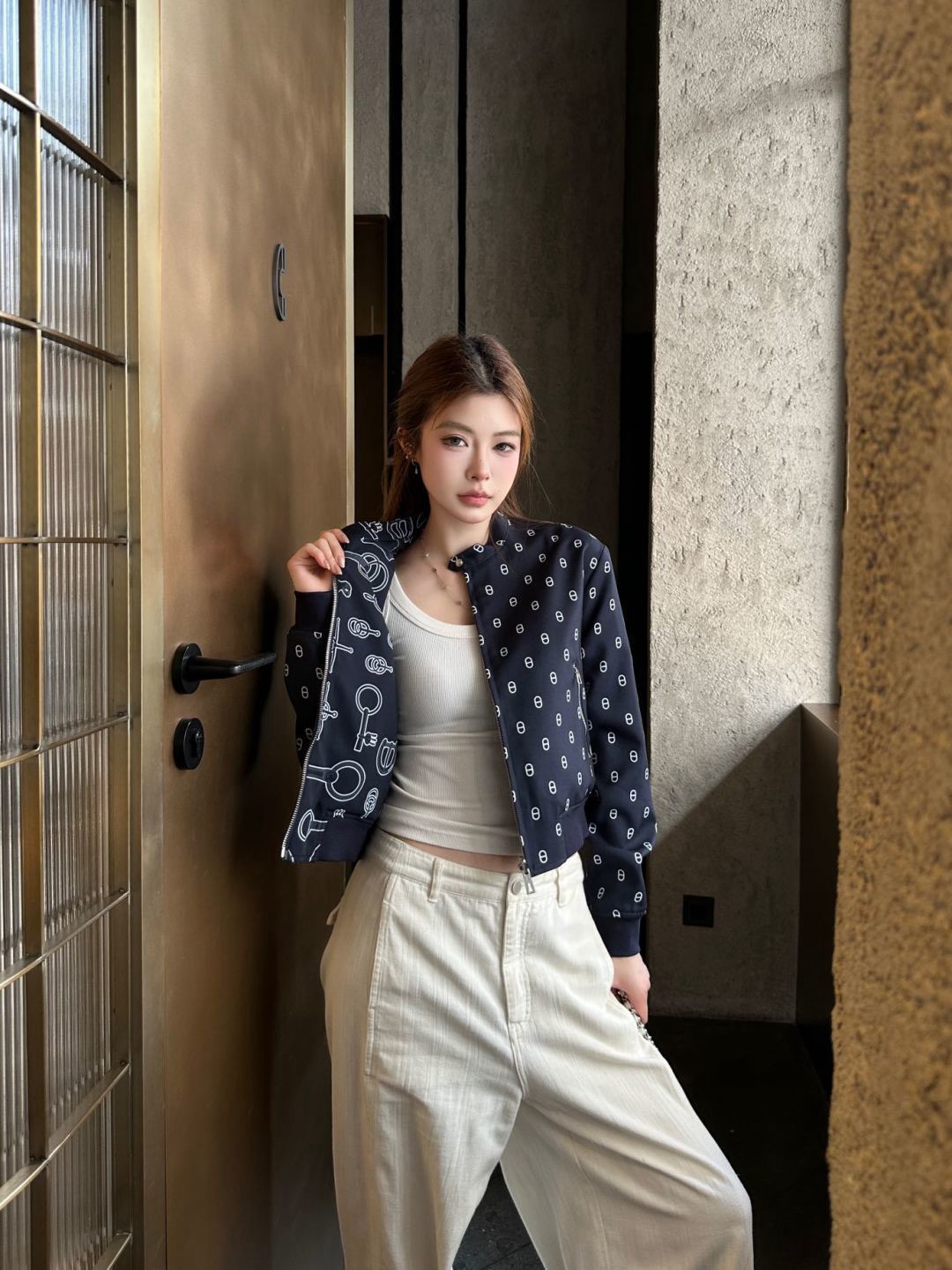 Her 26fw reversible print jacket