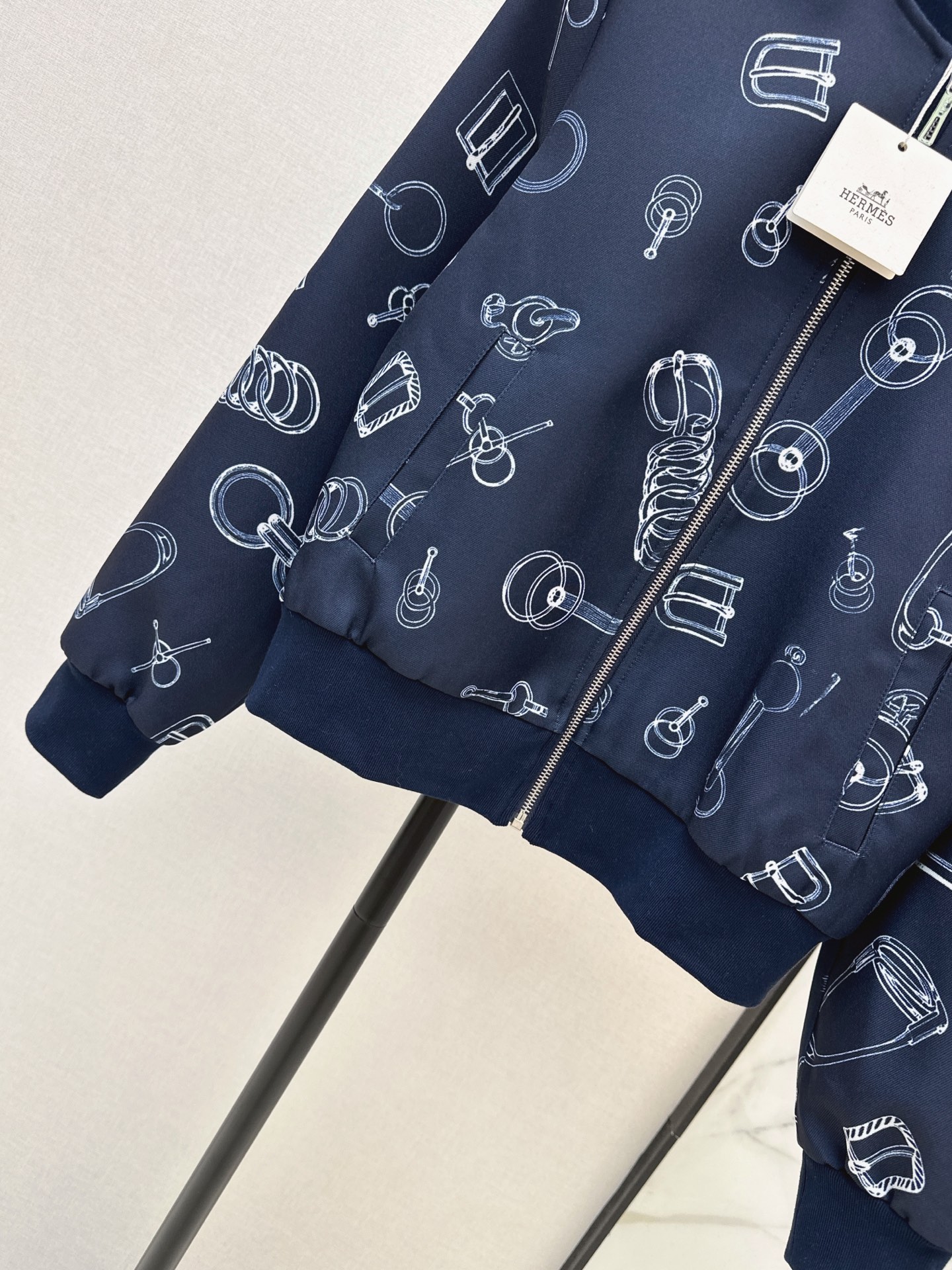 Her 26fw print zipper jacket