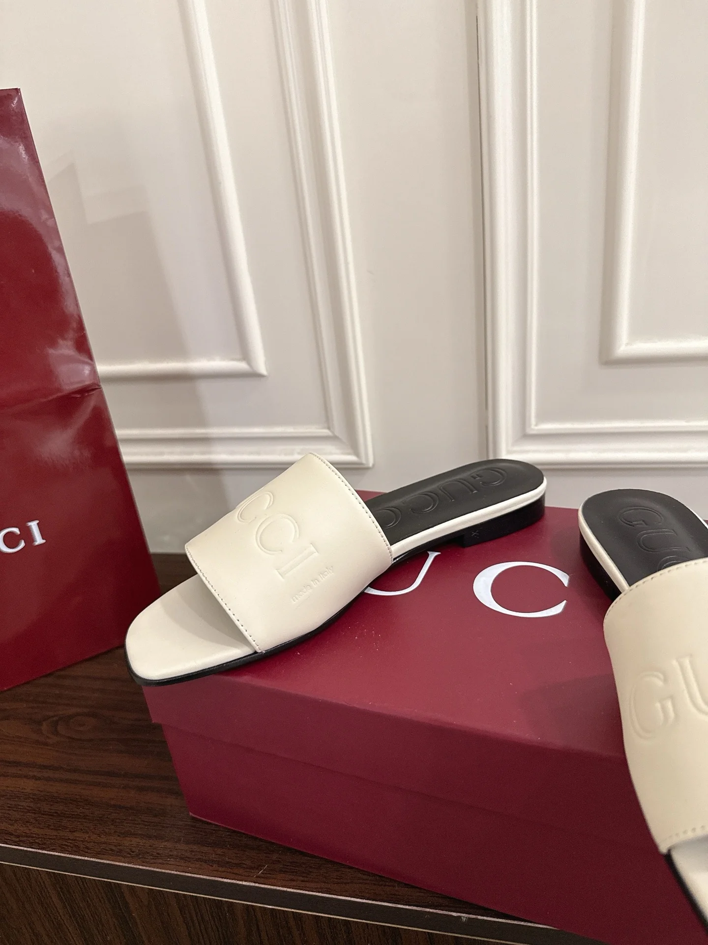 Guc 25fw slides