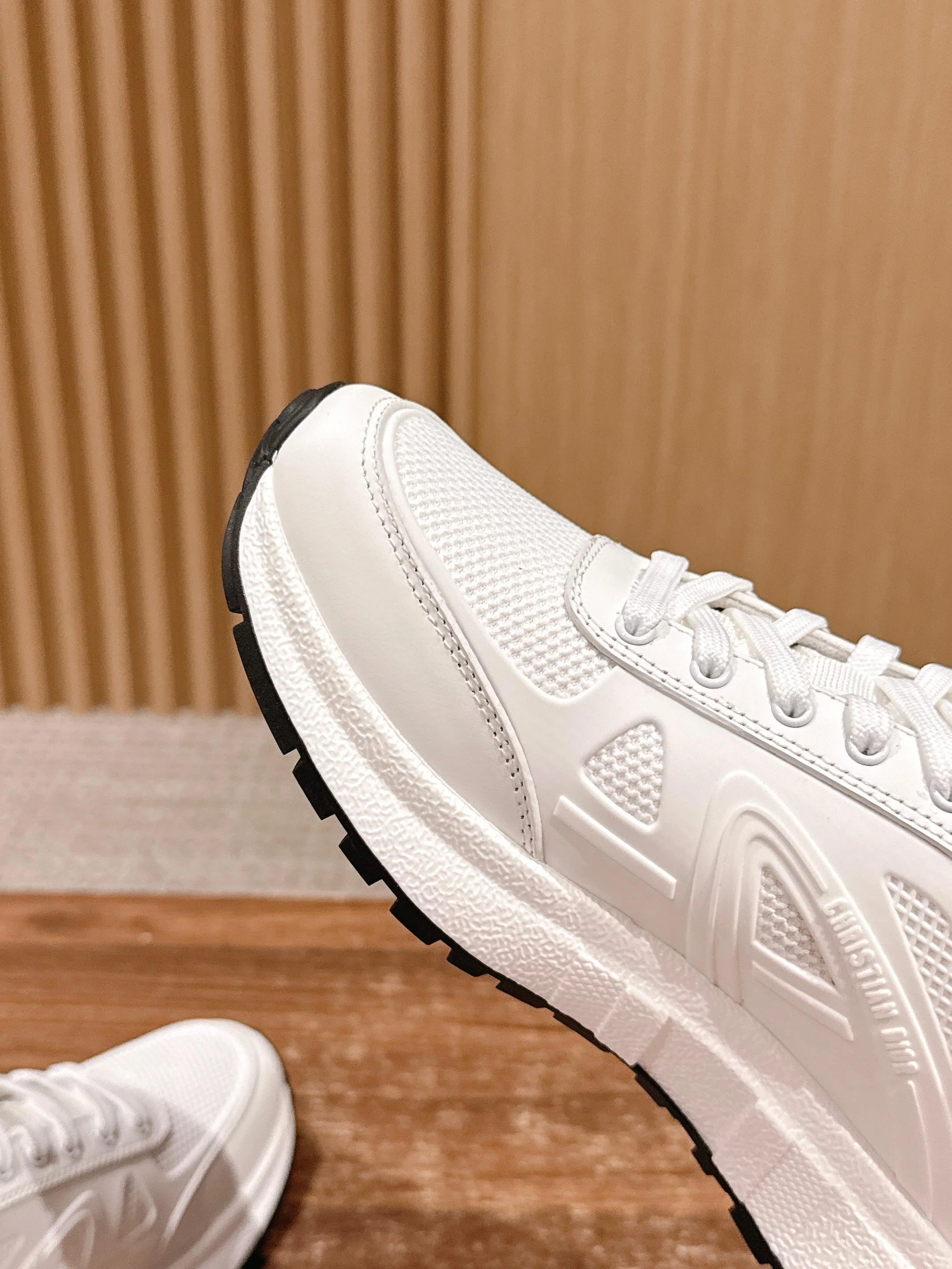 CD 25fw sneaker