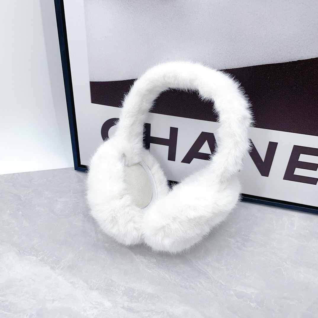 CD 26fw fluffy fur-look earmuffs