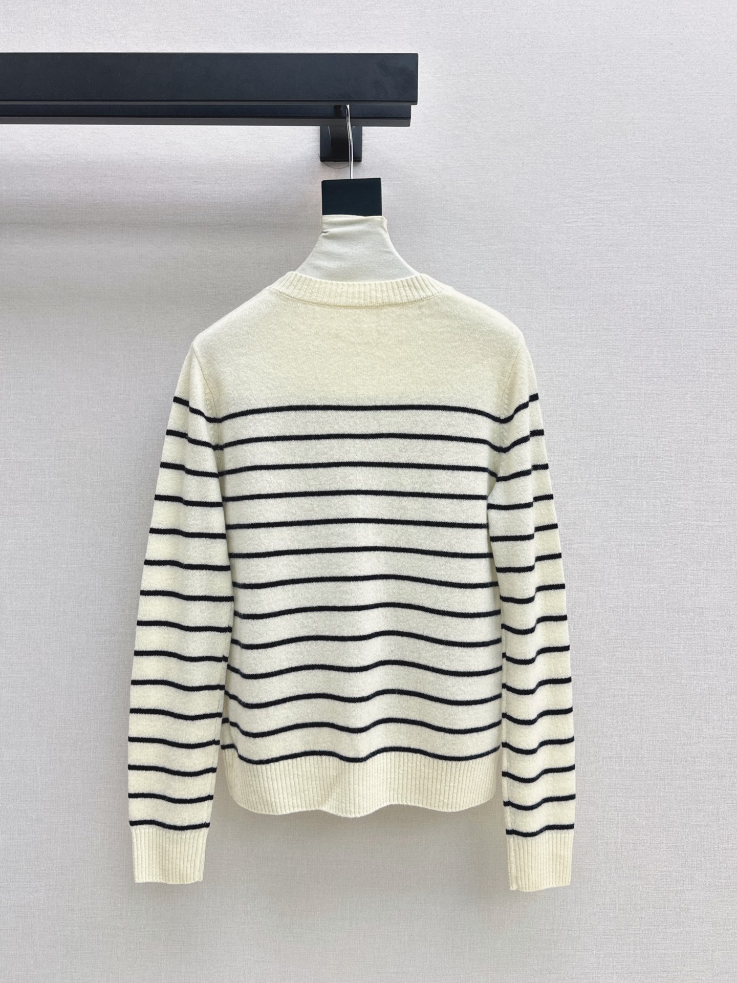 CD 26fw stripe bow knit sweater