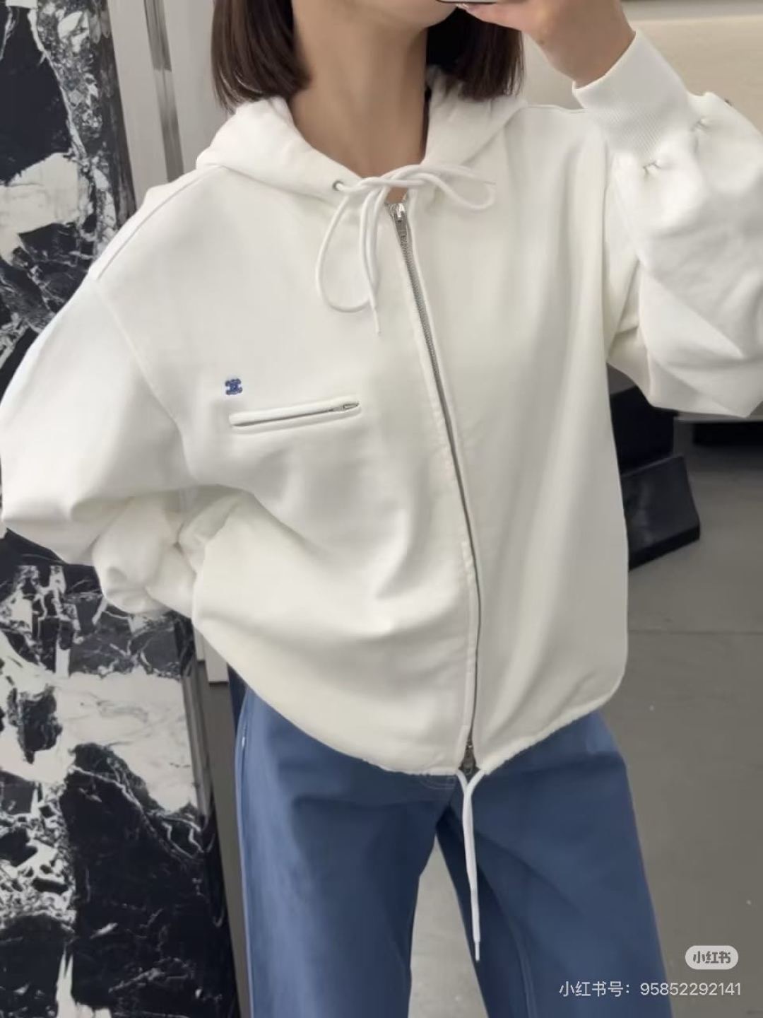 Celi 26fw zip-up hoodie