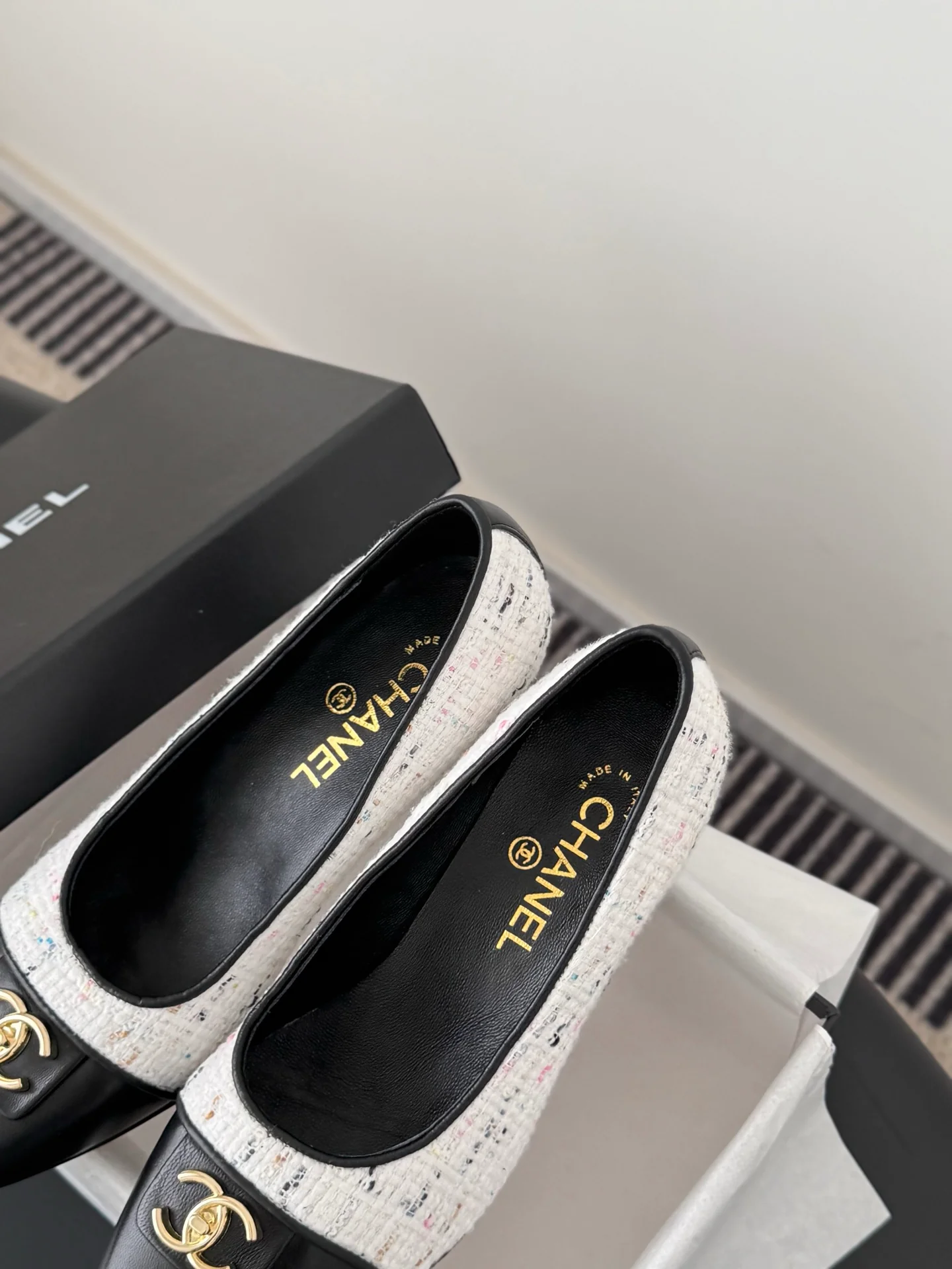 Chan 26ss kitten heel