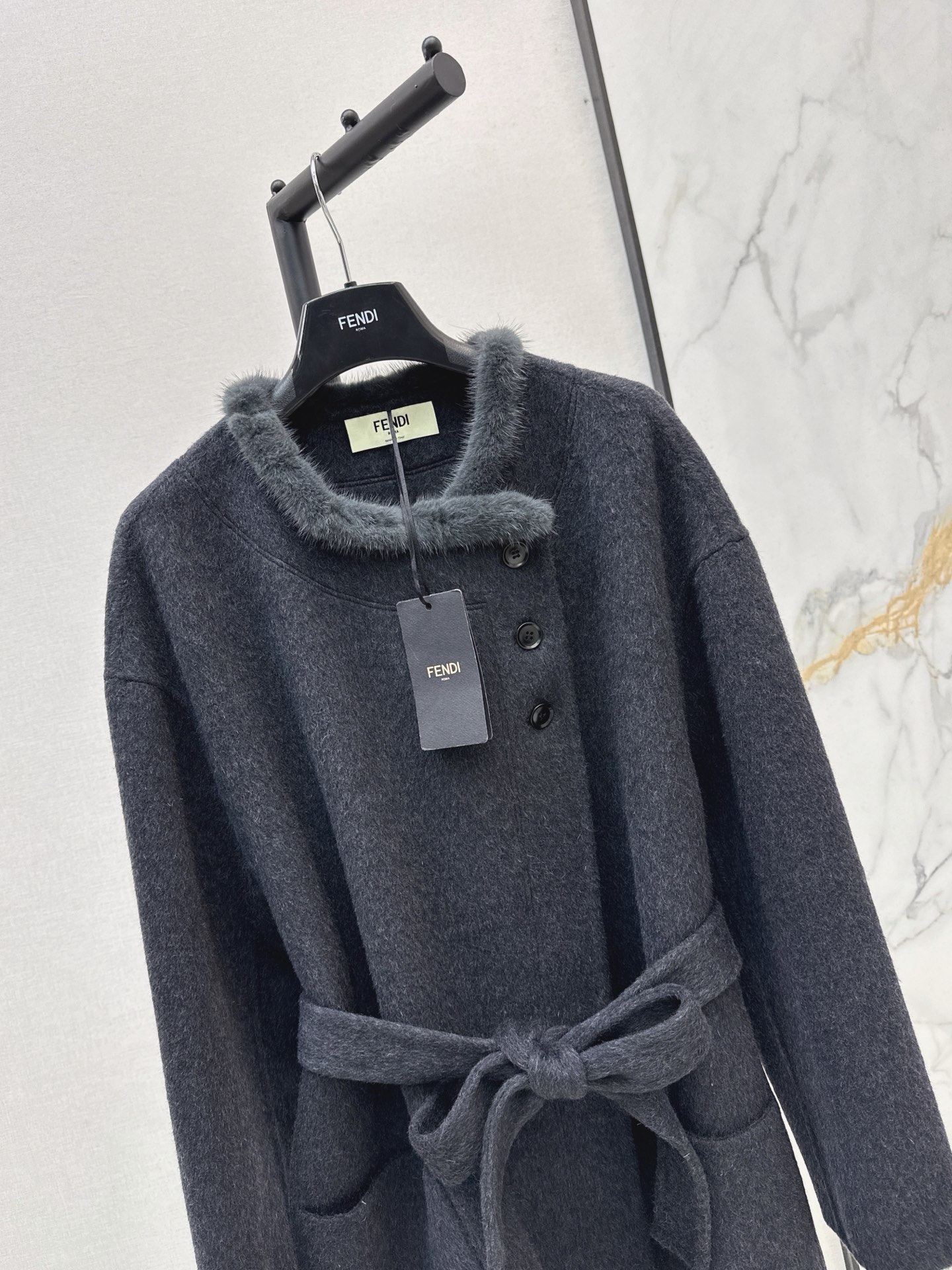 Fen 26fw fur-trim cropped belted overcoats