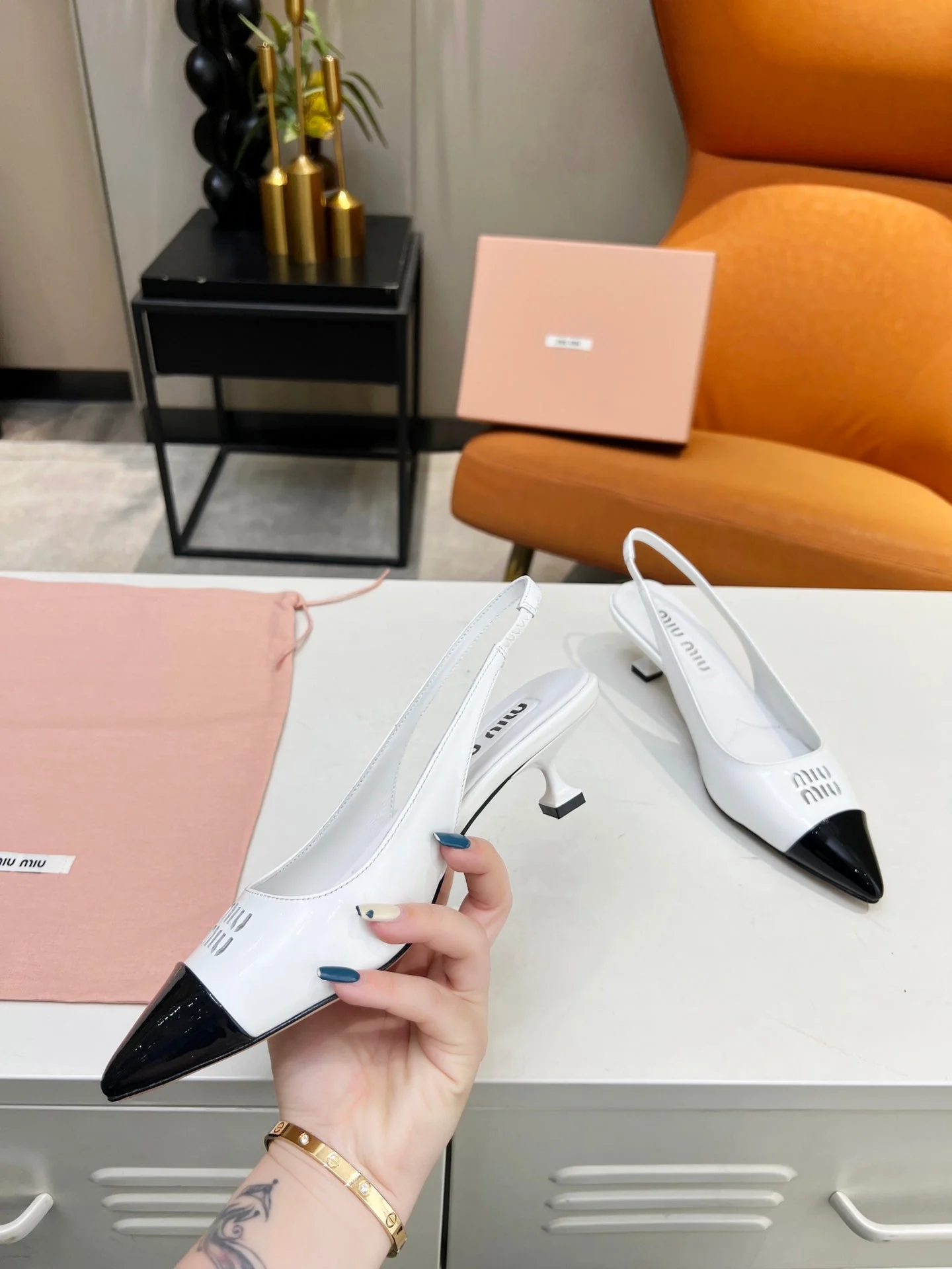 mi Slingback pump