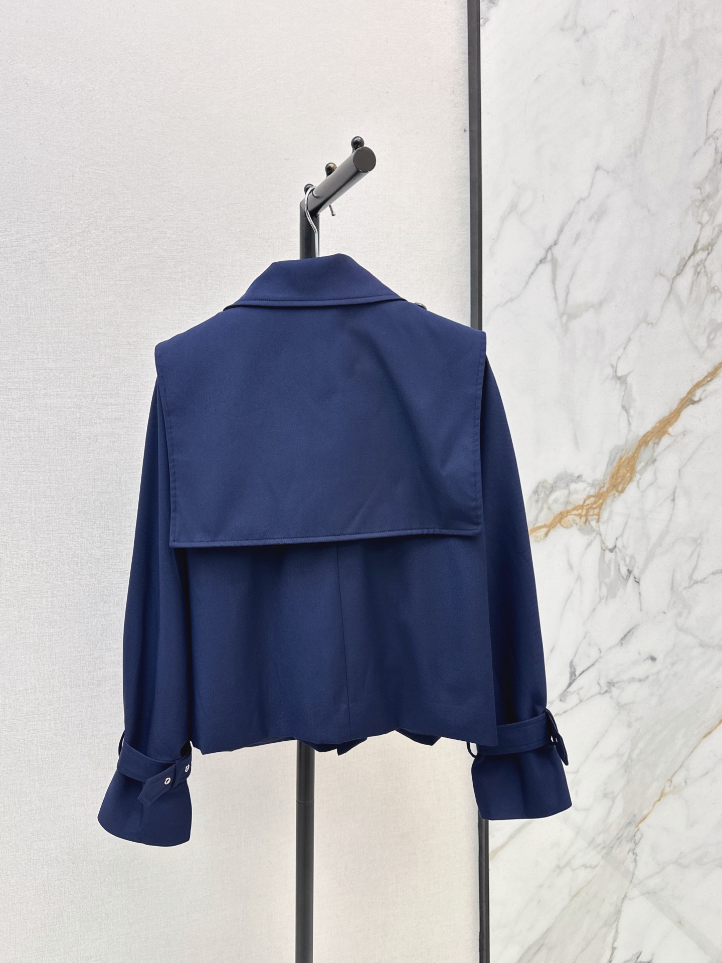 Celi 26fw cropped trench coast