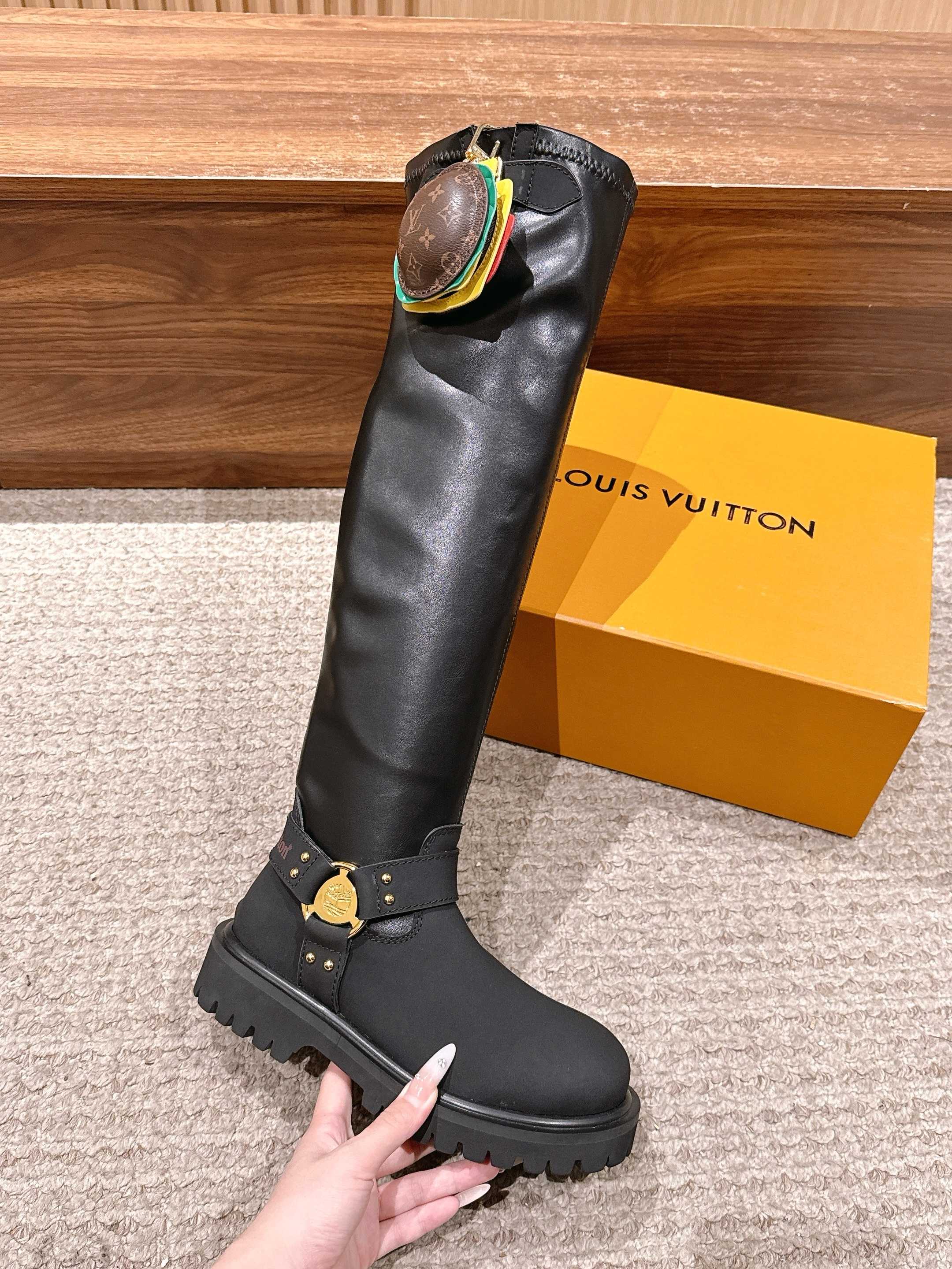 Loui 25fw boots