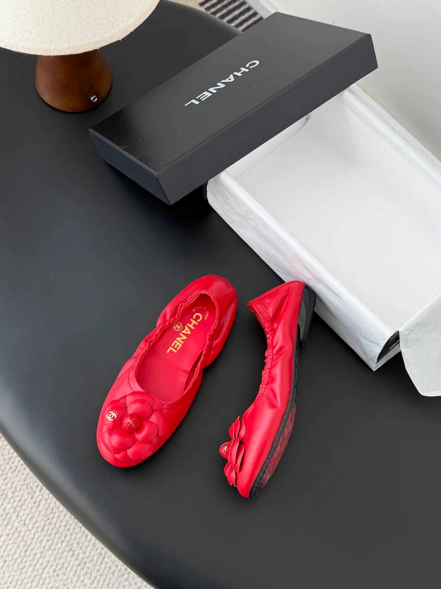 Chan 26K camellia flats