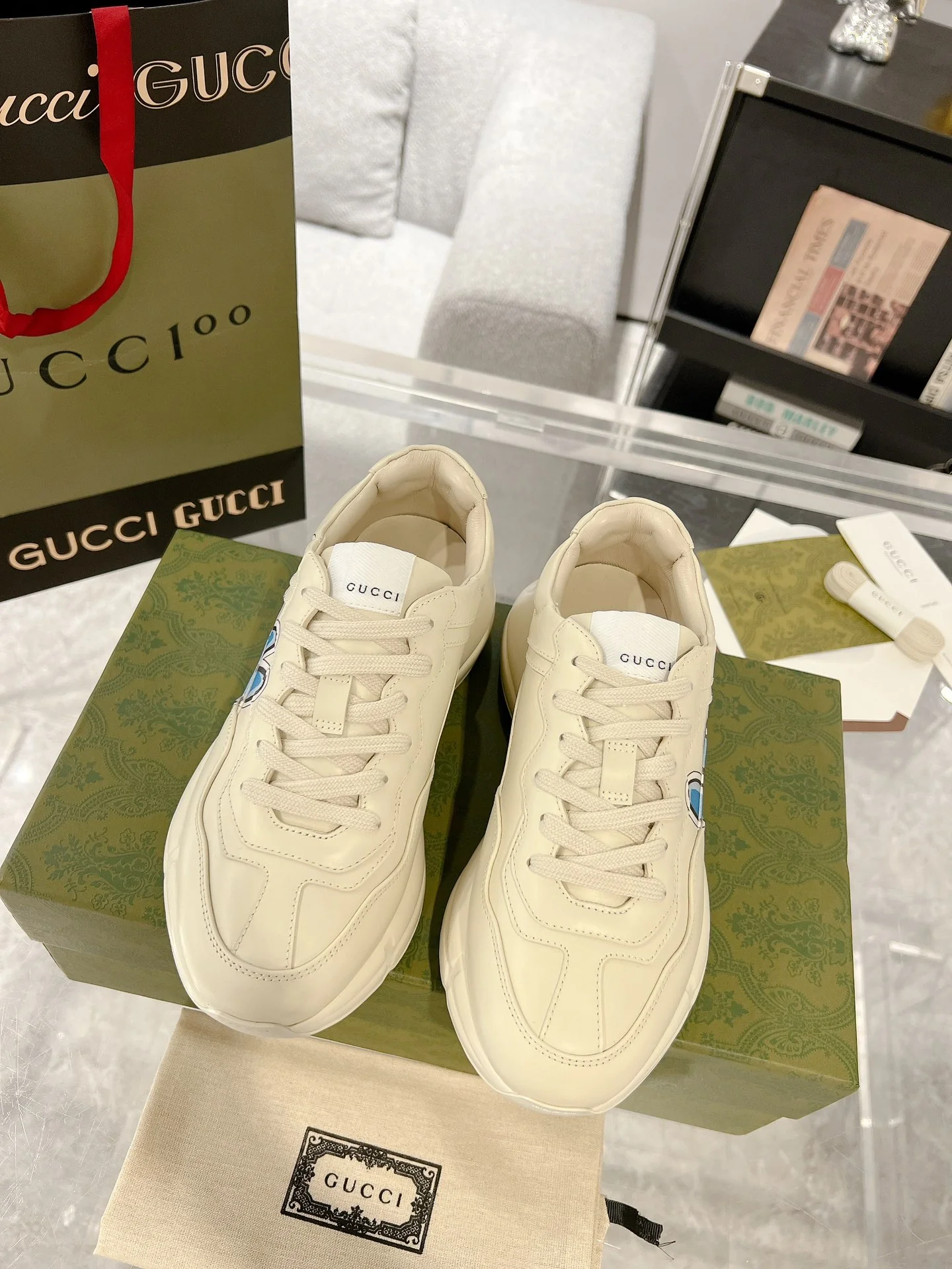 Gucc 25fw dad's shoes
