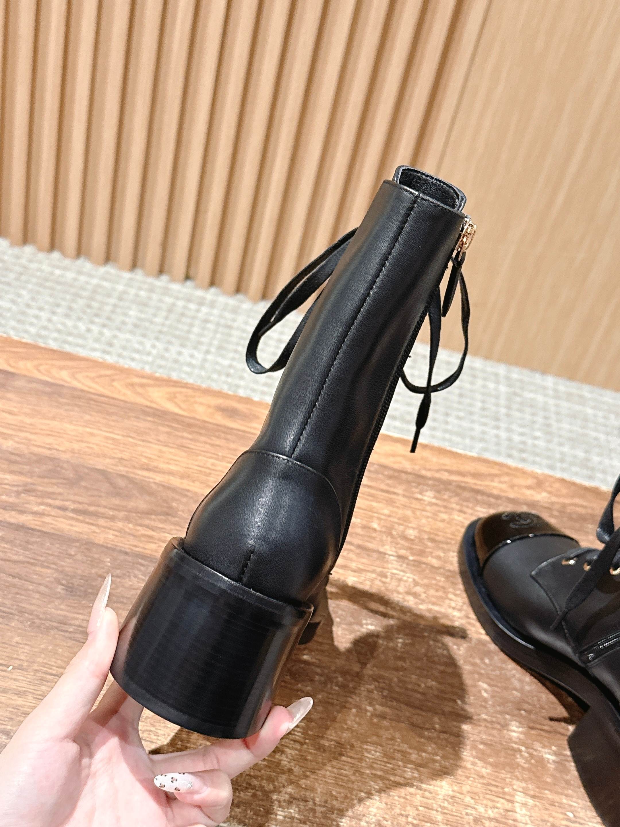 Chan 25fw combat boots